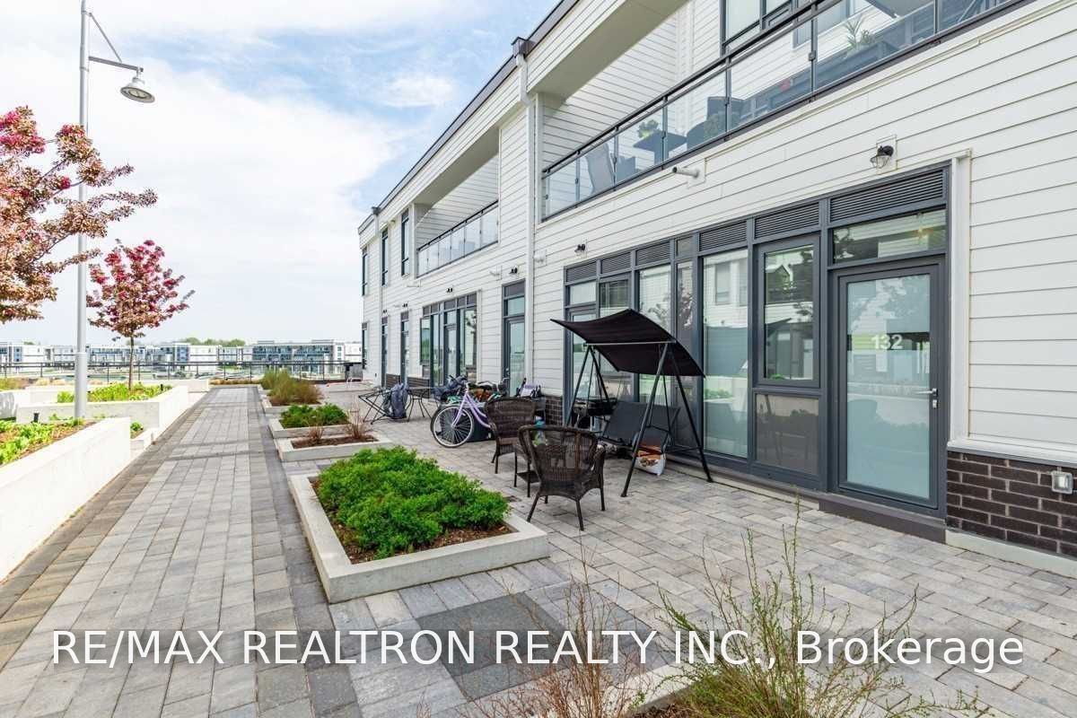 331 Broward Way 132, Innisfil, ON L4S 0L9