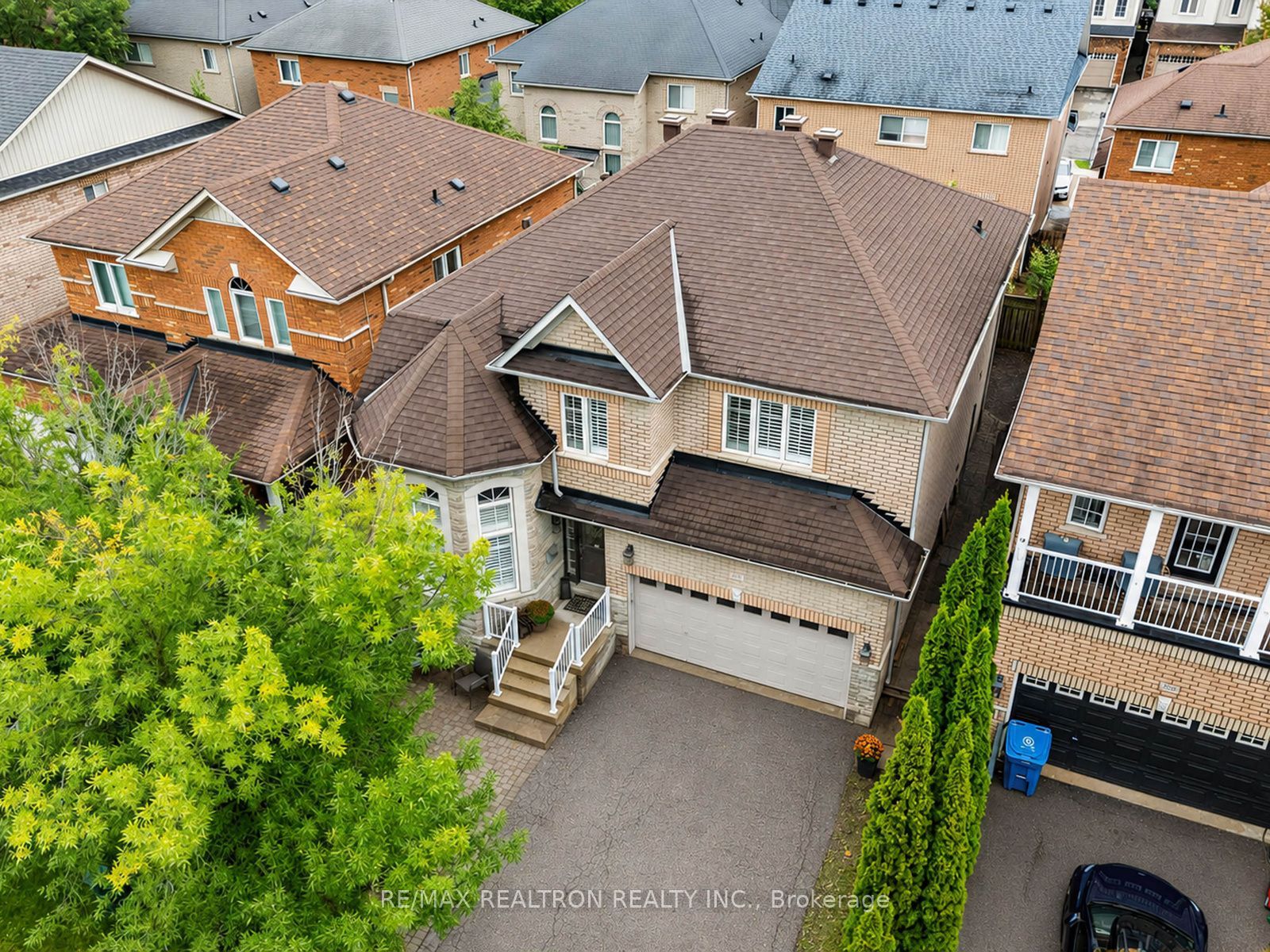222 Birkshire Drive, Aurora, ON L4G 7S1 photo 4
