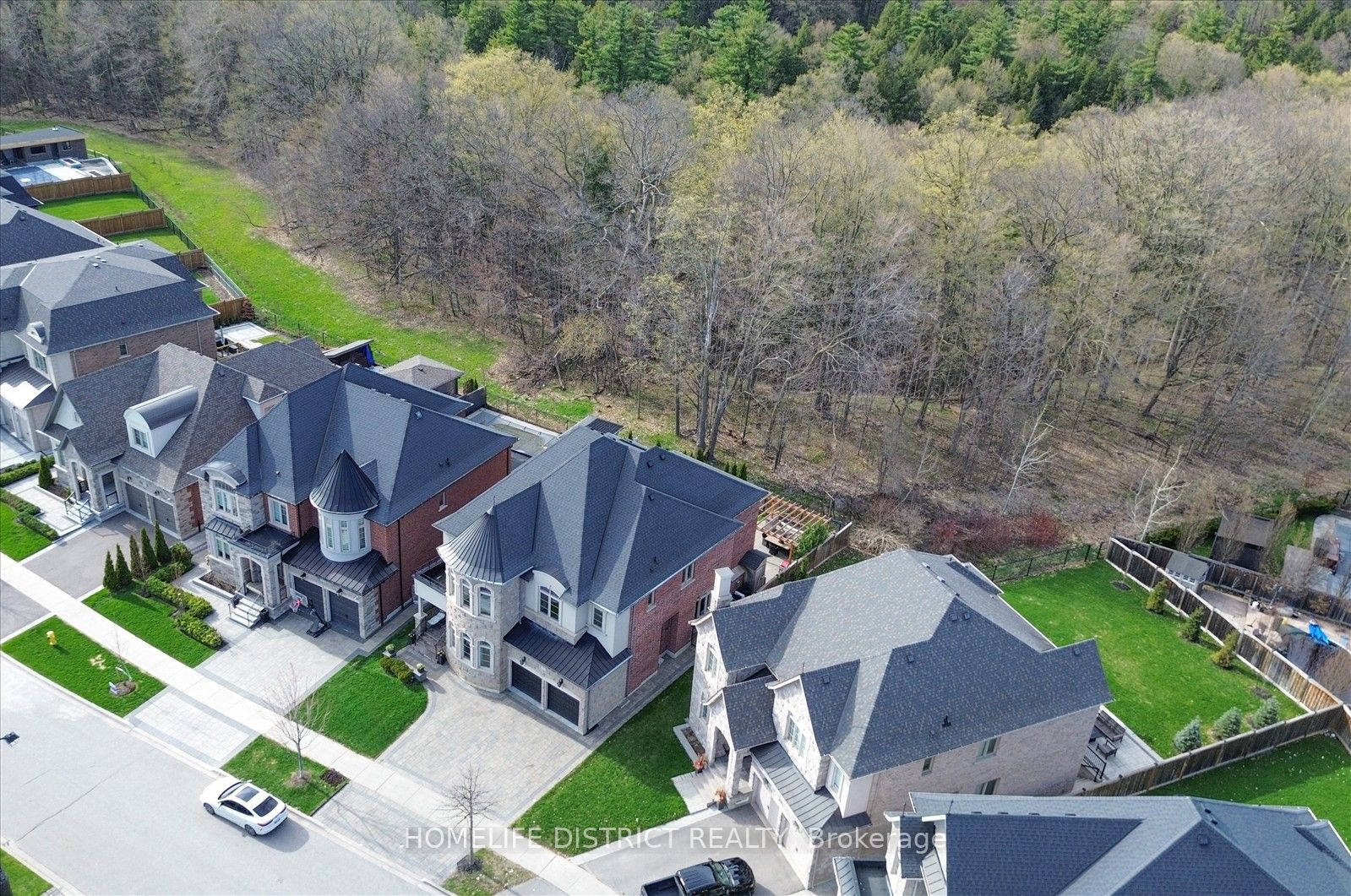 210 Cannes Avenue, Vaughan, ON L4L 8L1 photo 5