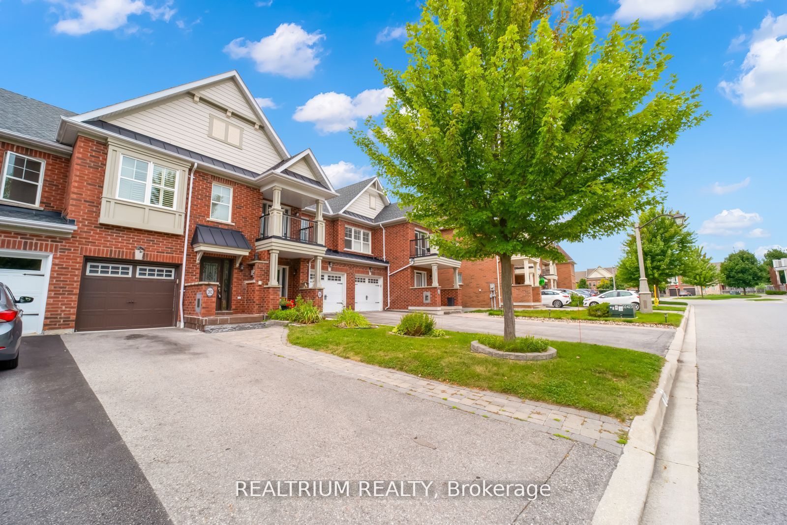 282 Sandale Road, Whitchurch-Stouffville, ON L4A 0Y4 photo 2