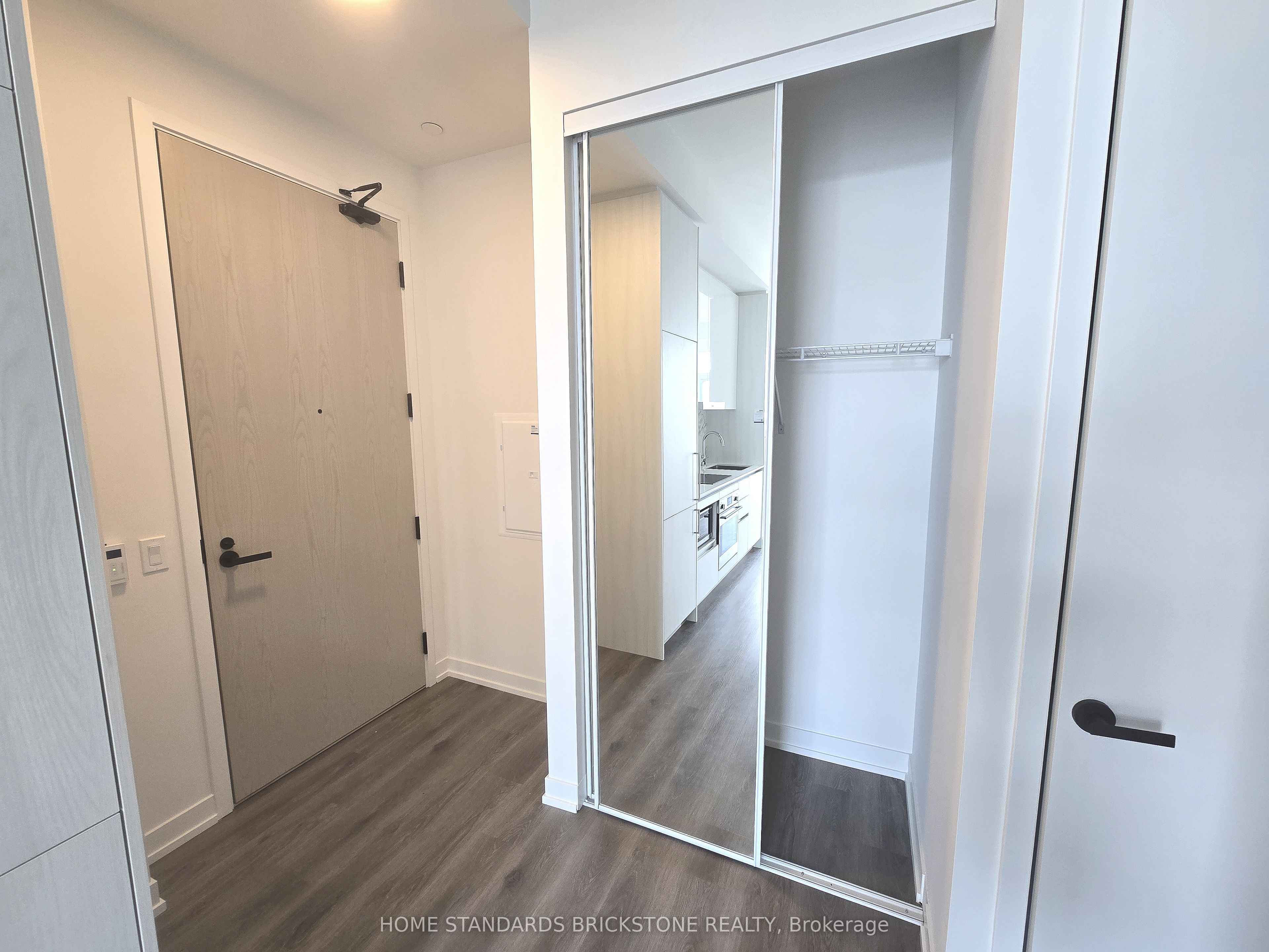 225 Commerce Street 3608, Vaughan, ON L4K 0R1 photo 5
