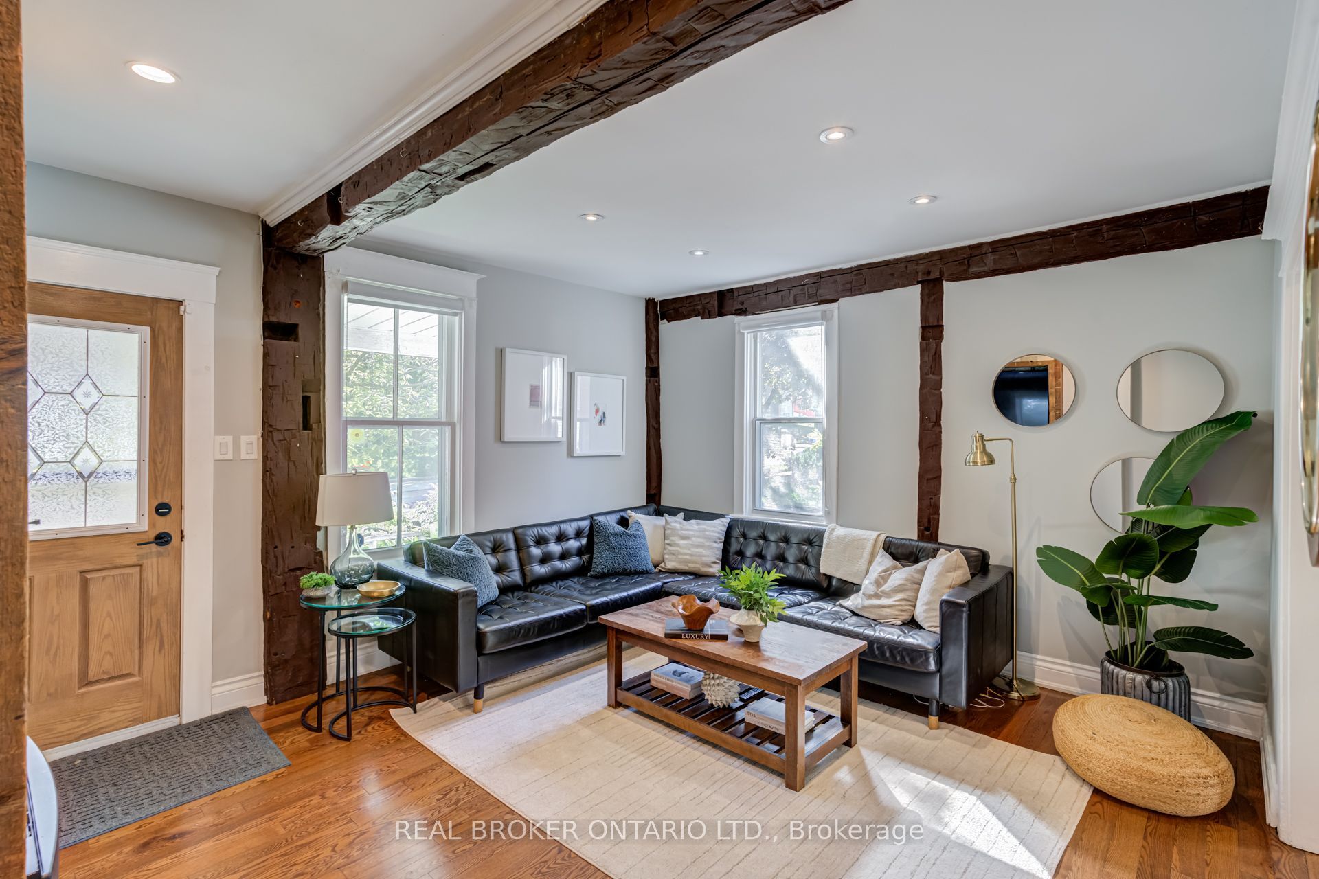 30 Elizabeth Street S, Richmond Hill, ON L4C 3V4 photo 5