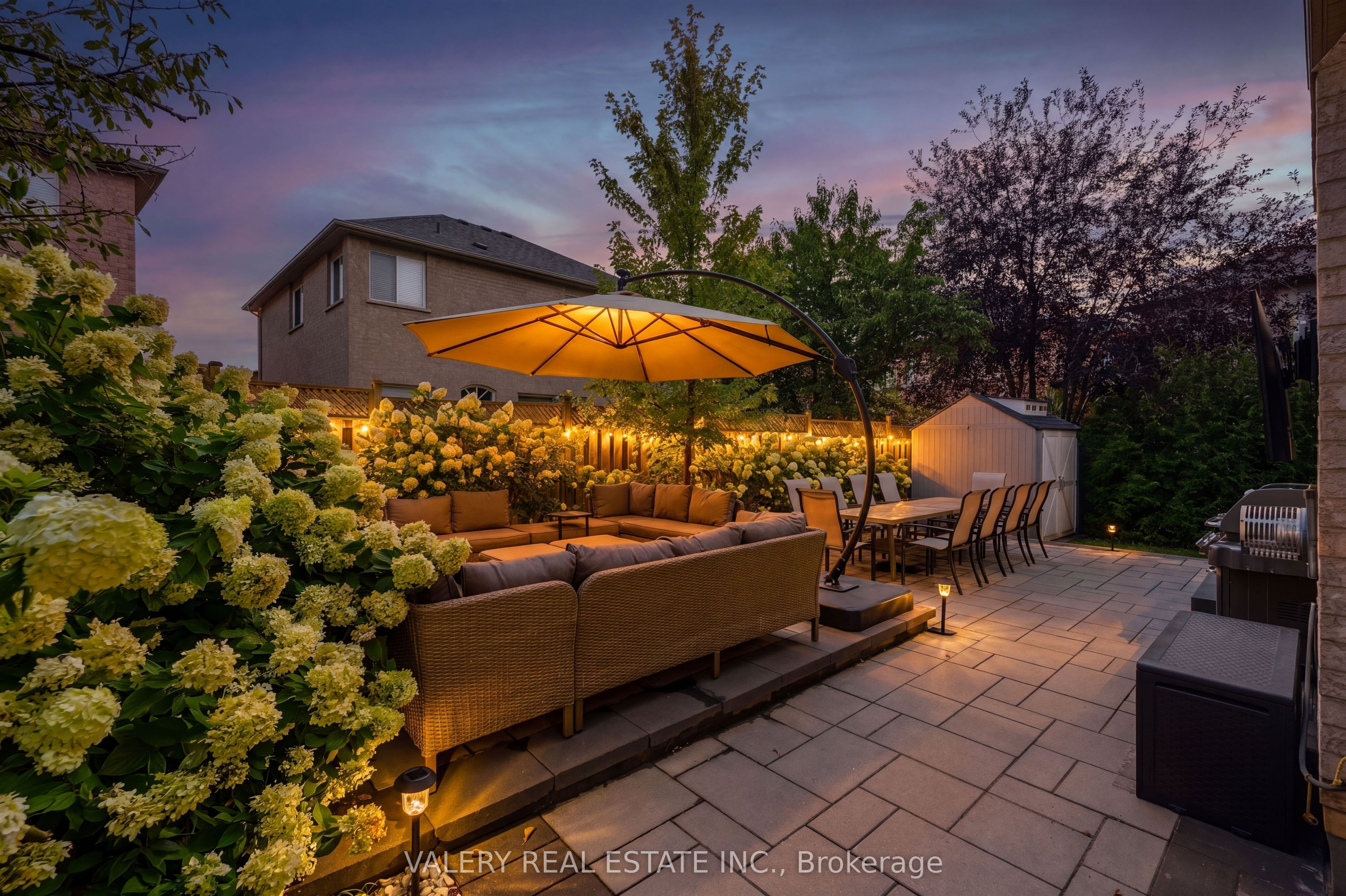 9 Vanguard Road, Vaughan, ON L4K 5G4 photo 2