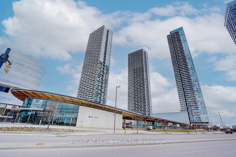 950 Portage Parkway 4507, Vaughan, ON L4K 0J7 photo 2