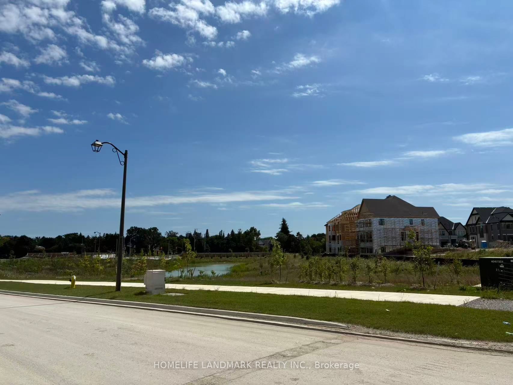 471 York Downs Boulevard, Markham, ON L6C 3R2 photo 2