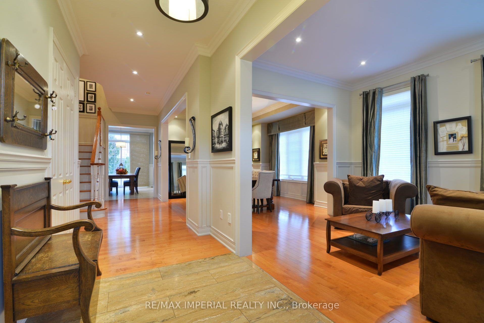 11 Candlelight Drive, Richmond Hill, ON L4E 5E4 photo 3