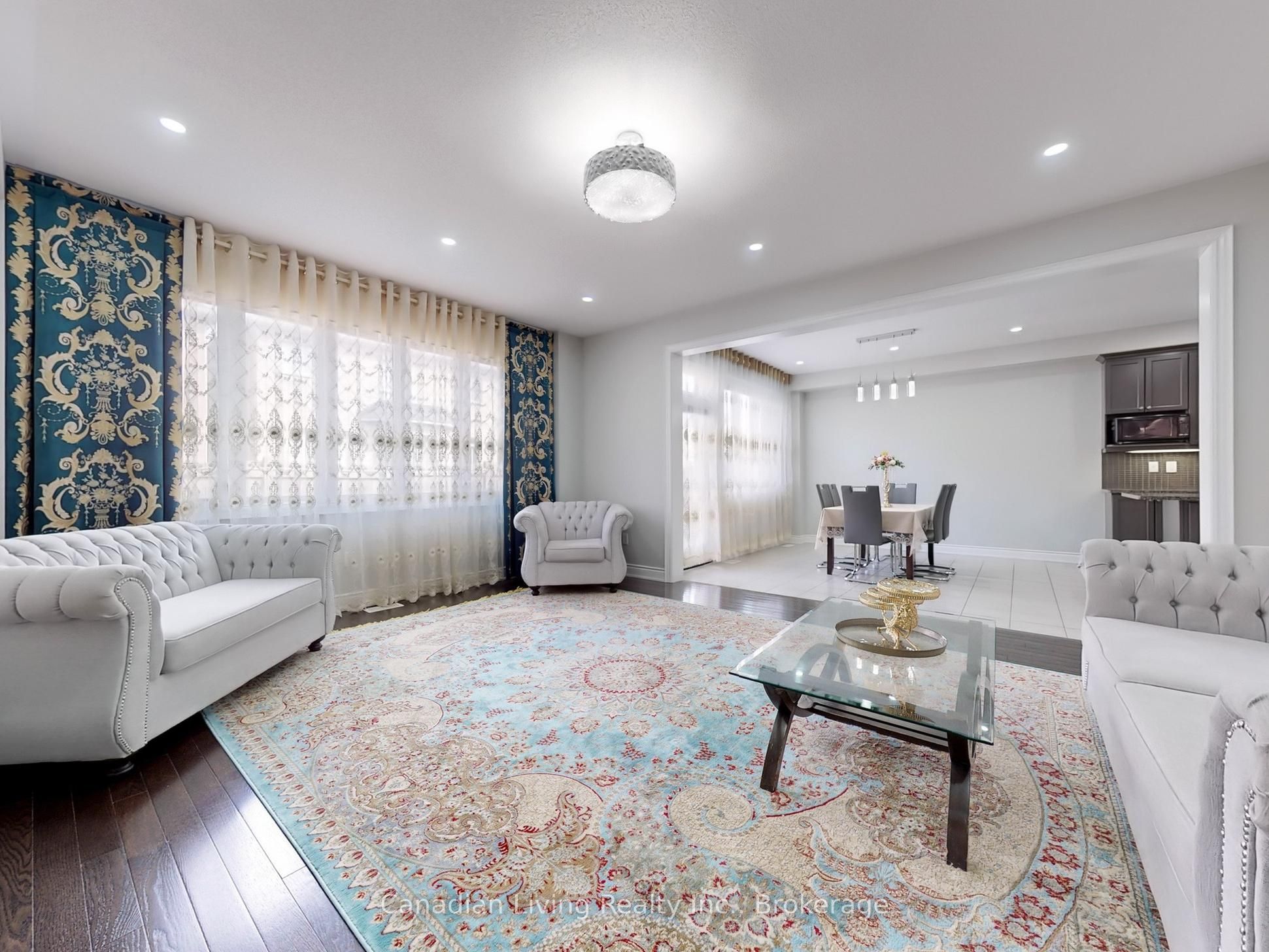 283 John Davis Gate, Whitchurch-Stouffville, ON L4A 1T5 photo 4