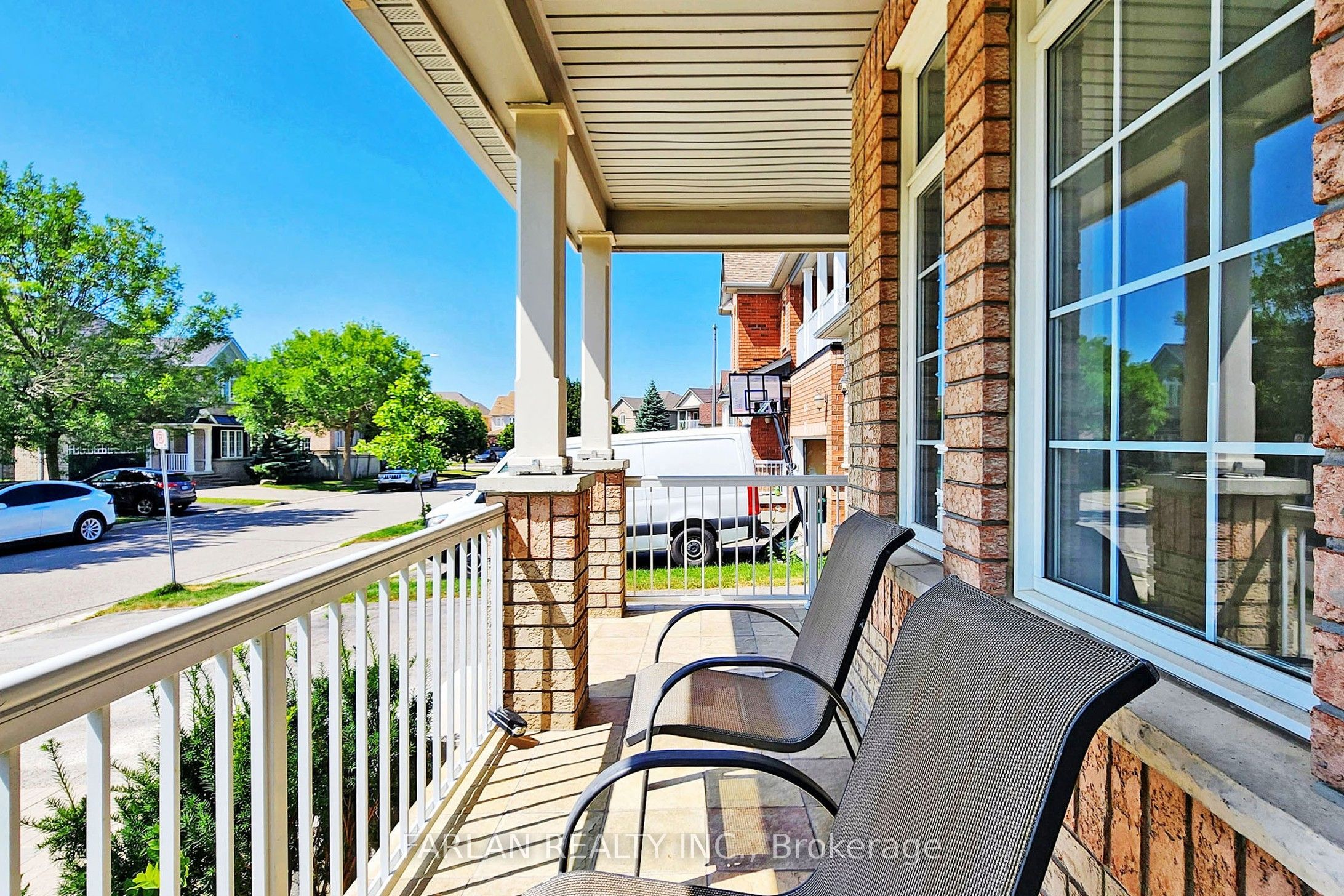 38 Billingham Heights, Aurora, ON L4G 7Y1 photo 4