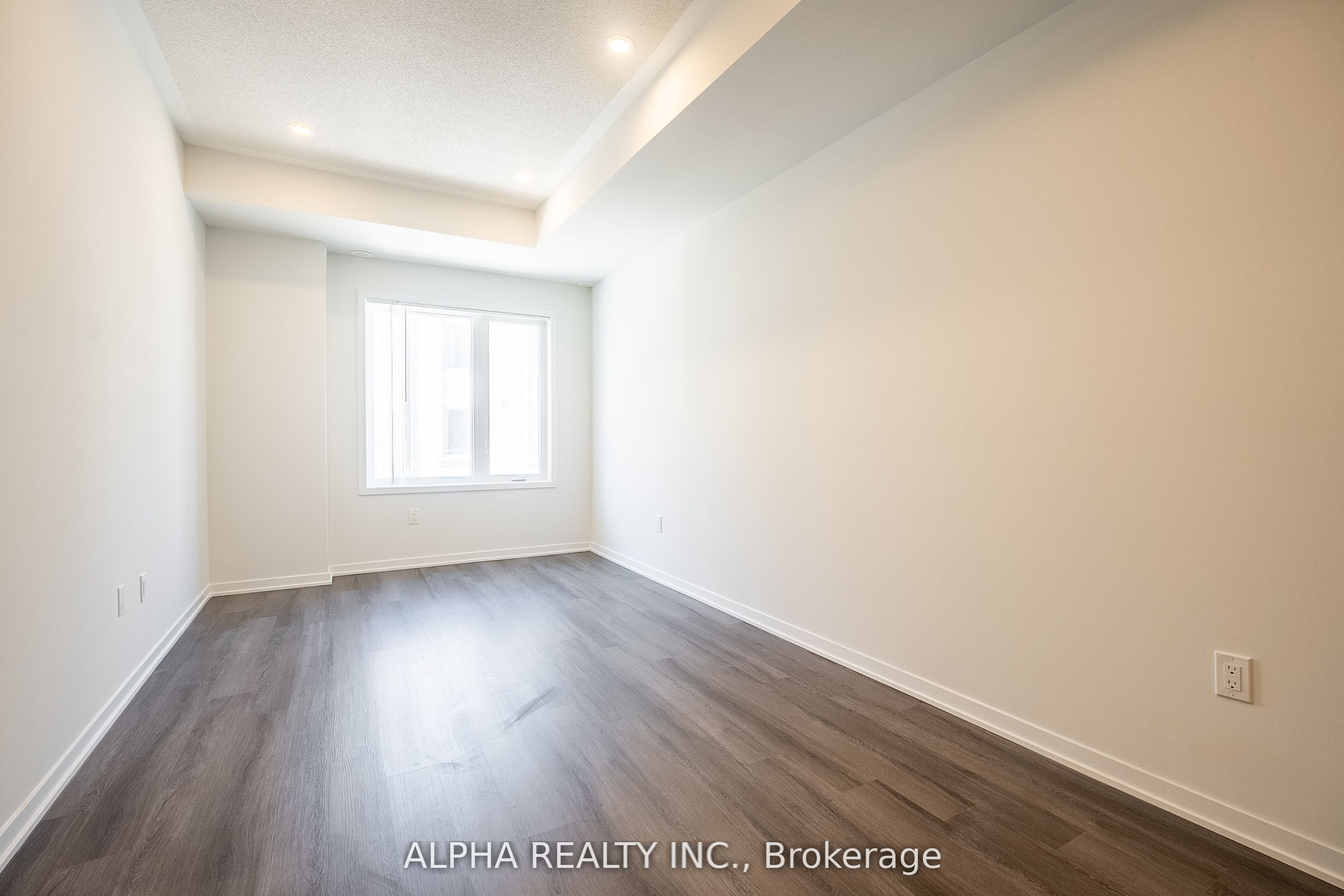 141 Honey Crisp Crescent TH187, Vaughan, ON L4K 0N7 photo 5