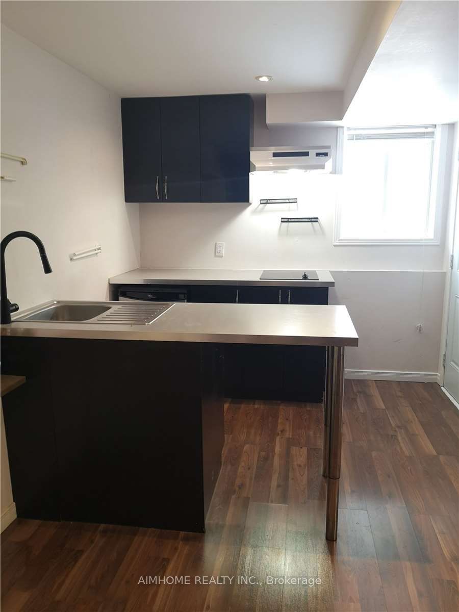 28 Martell Gate Gl Unit, Aurora, ON L4G 0C4 photo 5