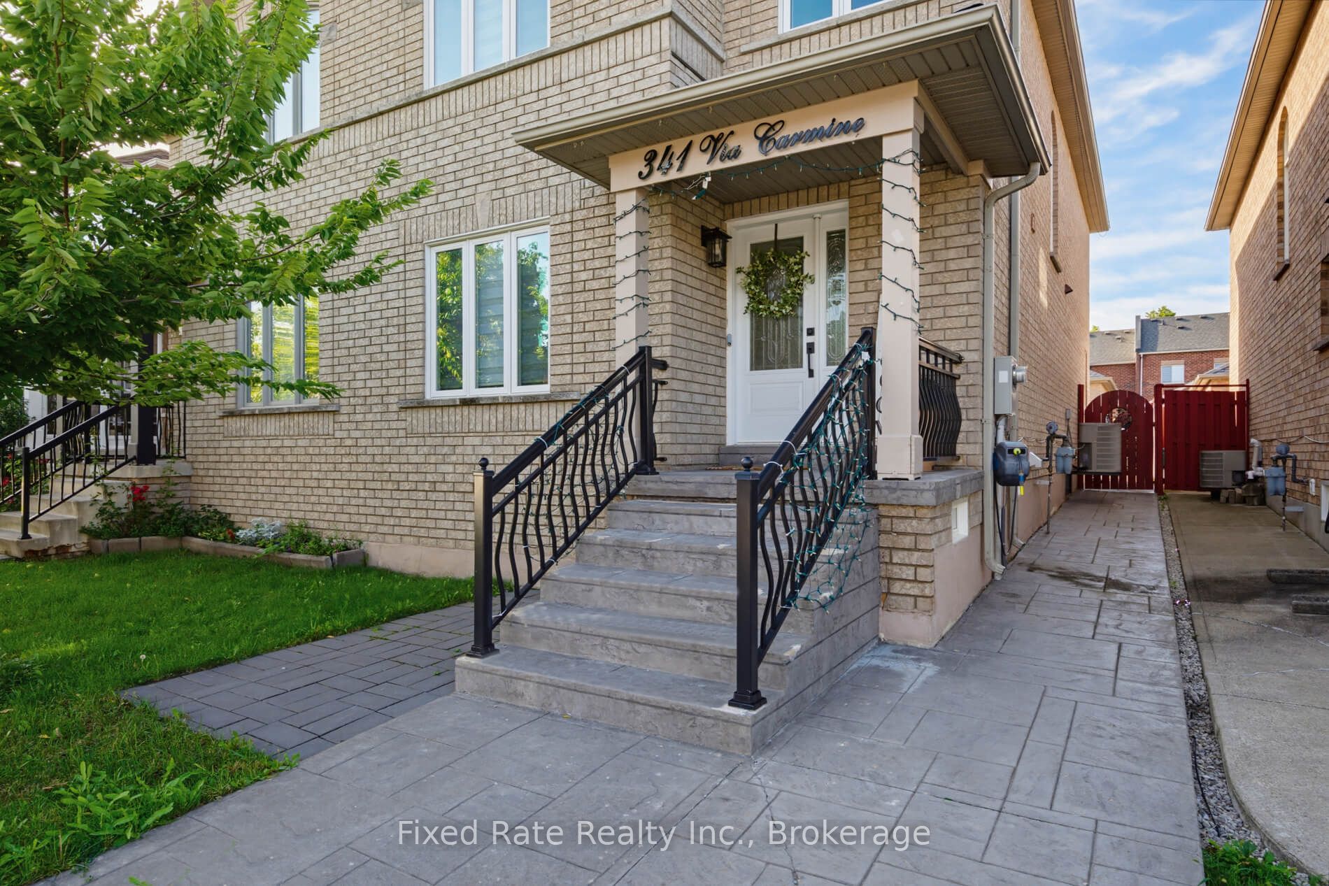 341 Via Carmine Avenue, Vaughan, ON L4H 2N8 photo 2