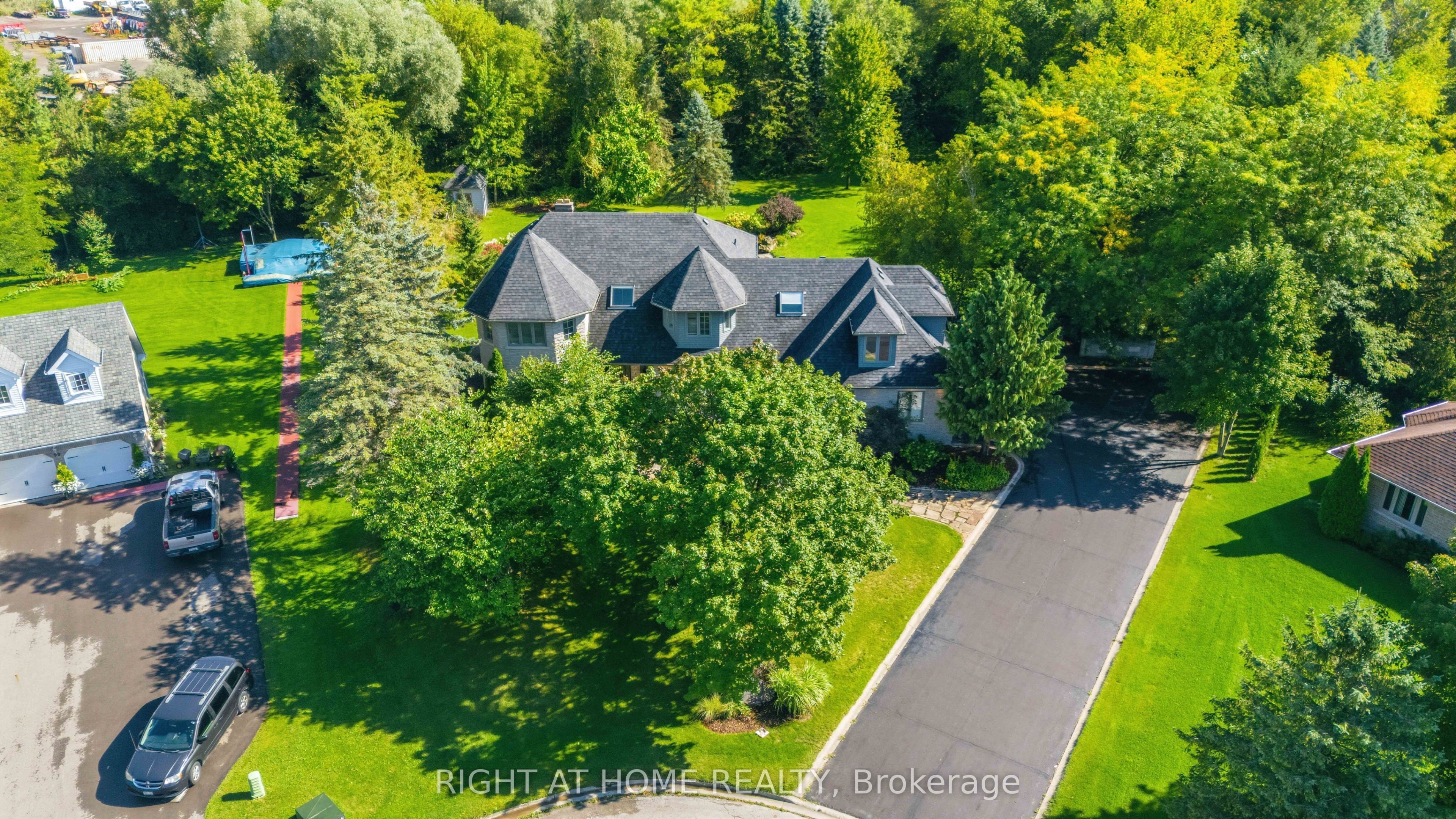 80 Edward Pottage Crescent, King, ON L7B 0E3 photo 4