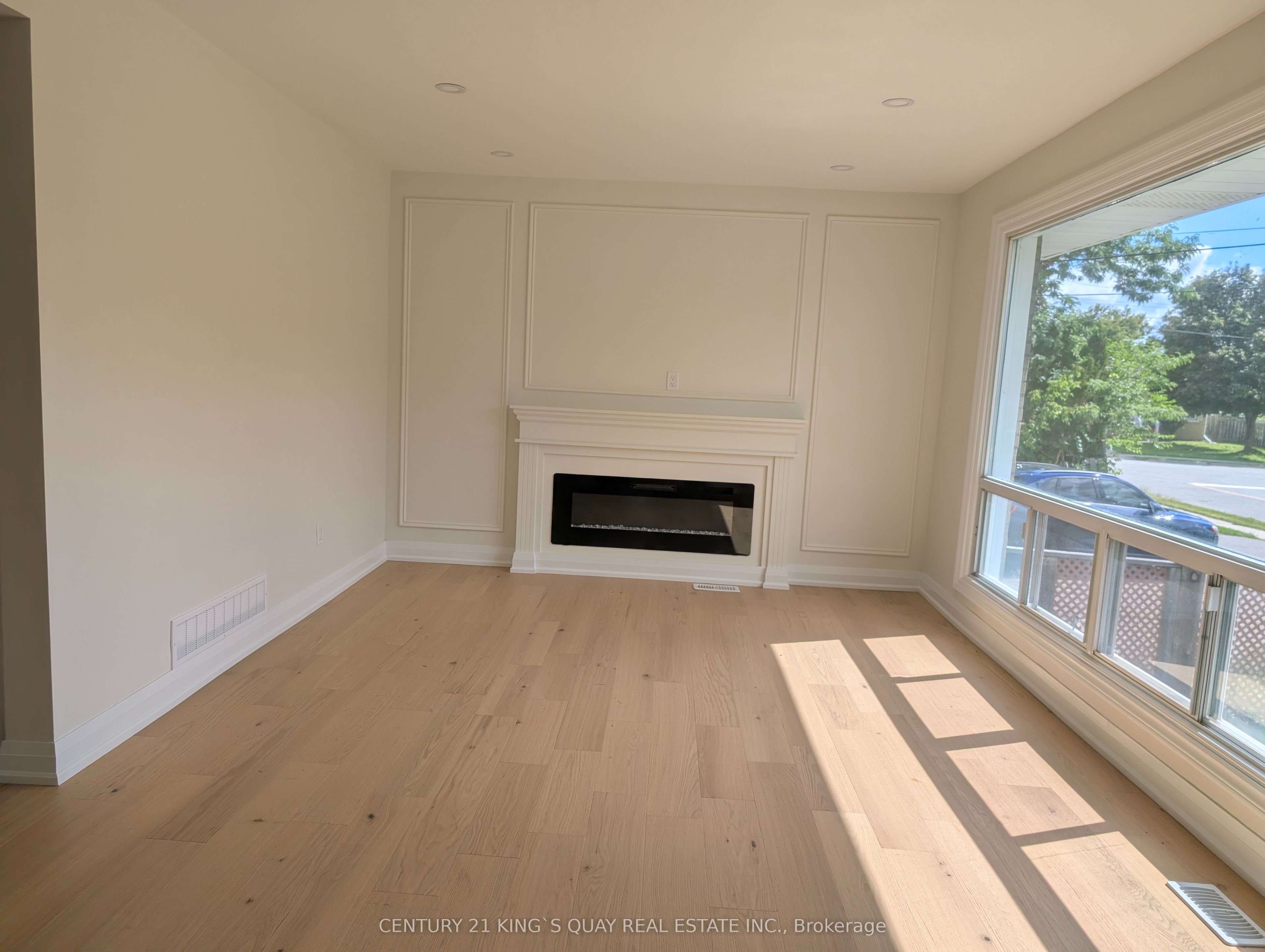 439 Fernleigh Circle N UL, Richmond Hill, ON L4C 1E5 photo 5