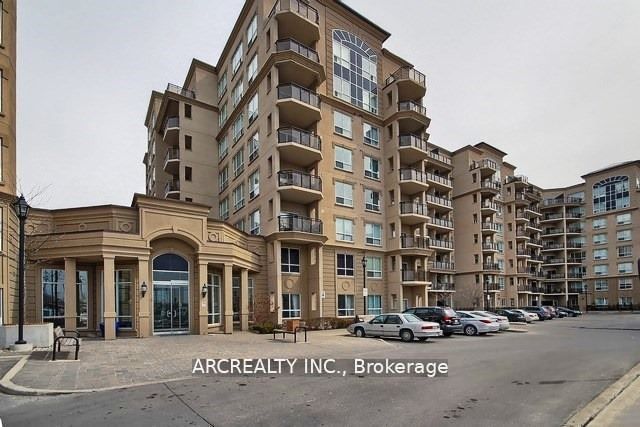 2 Maison Parc Court 406, Vaughan, ON L4J 9K4