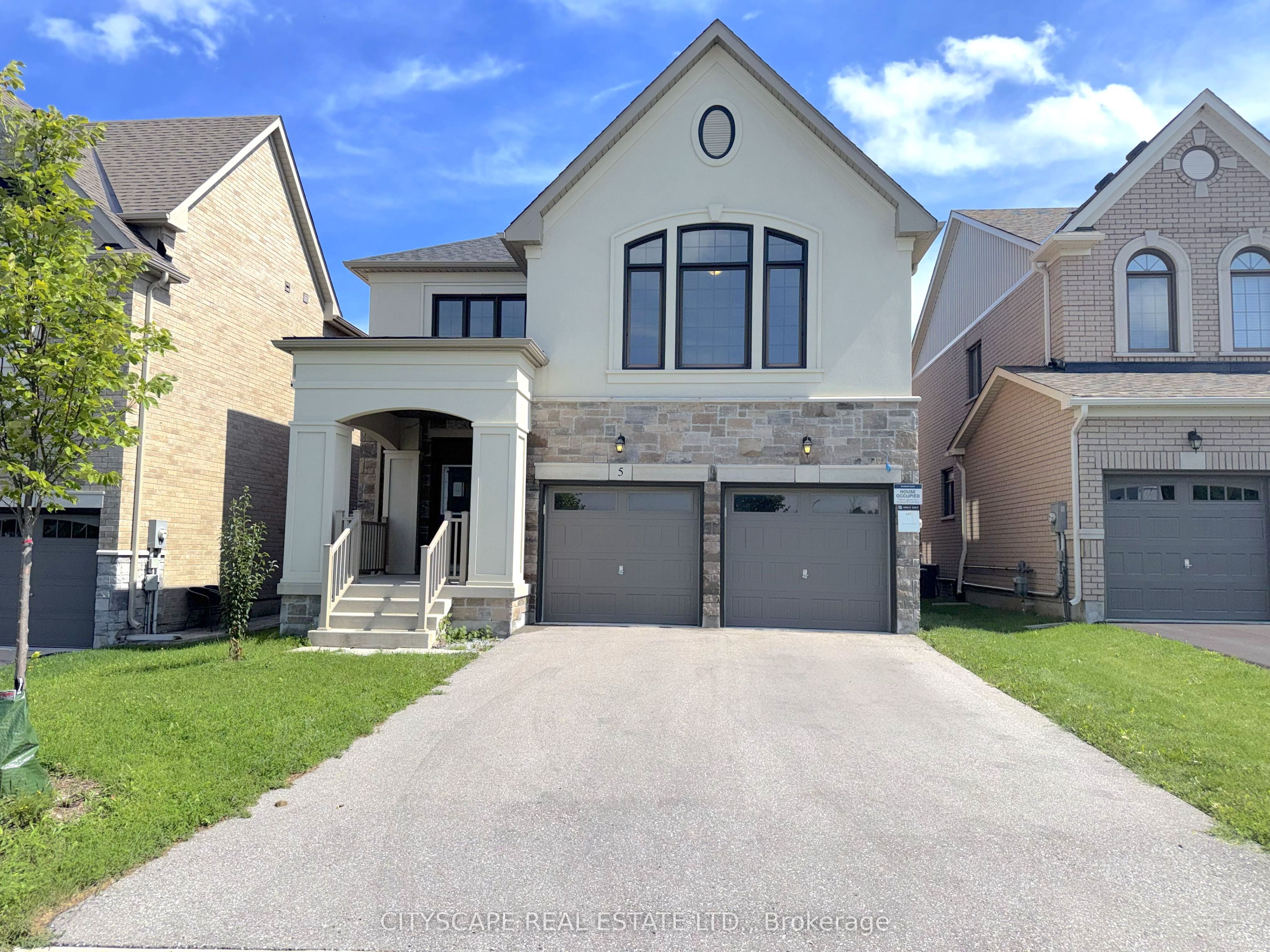 59 Pear Blossom Way, East Gwillimbury, ON L9N 0T1