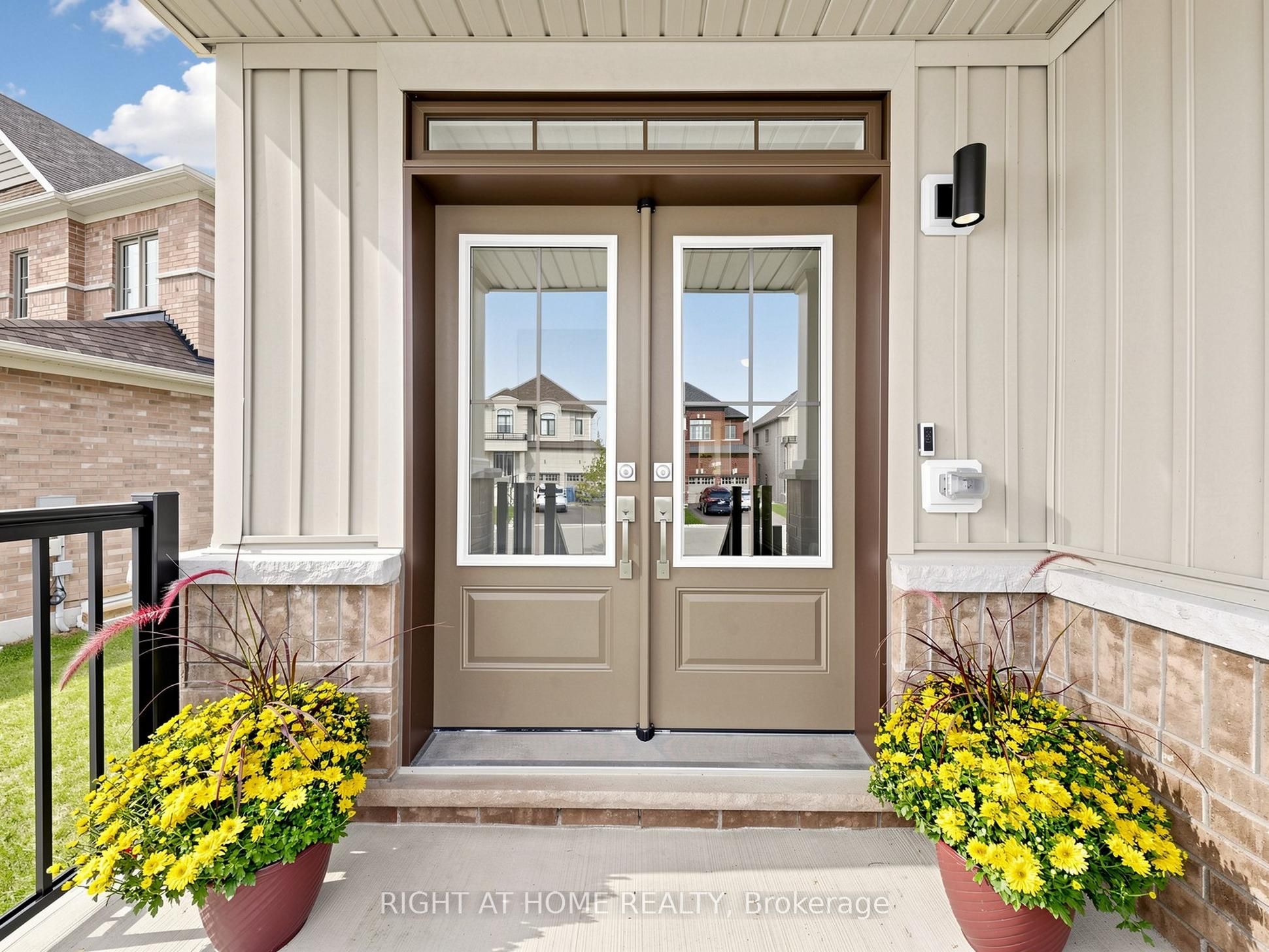 10 George Ellis Drive, Georgina, ON L4P 0S3 photo 4