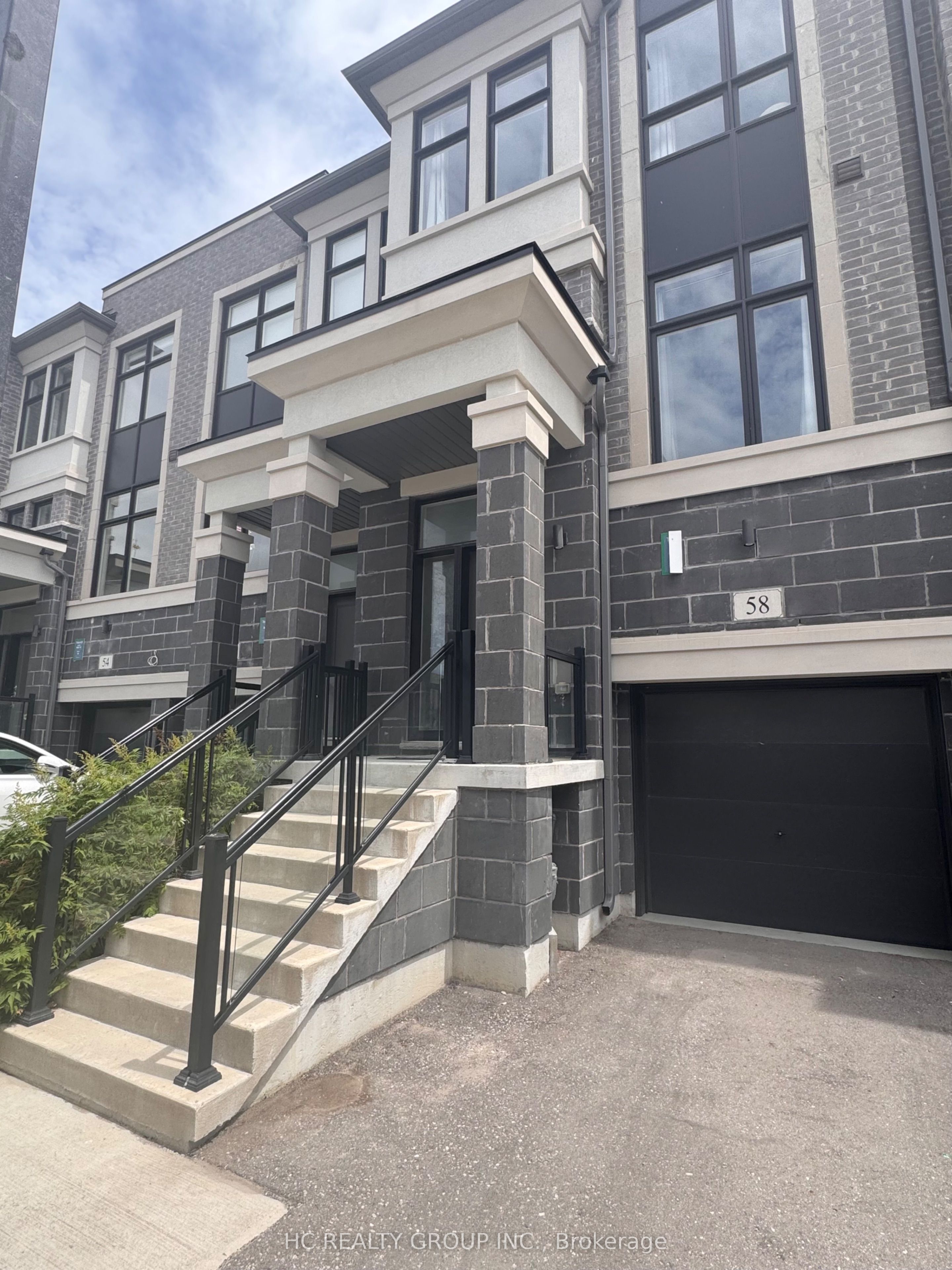 58 Pantheon Lane, Markham, ON L6E 0V3