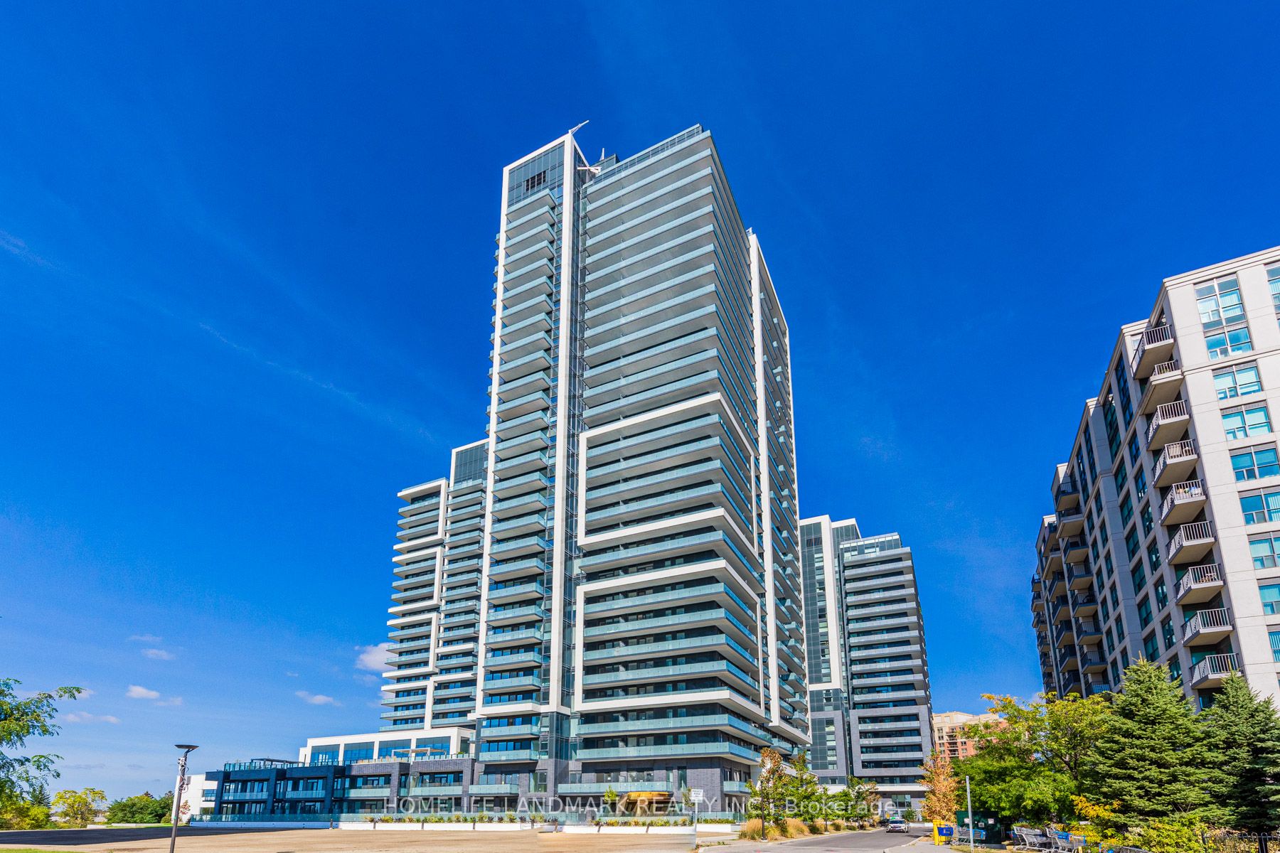 105 Oneida Crescent 2305, Richmond Hill, ON L4B 0H6