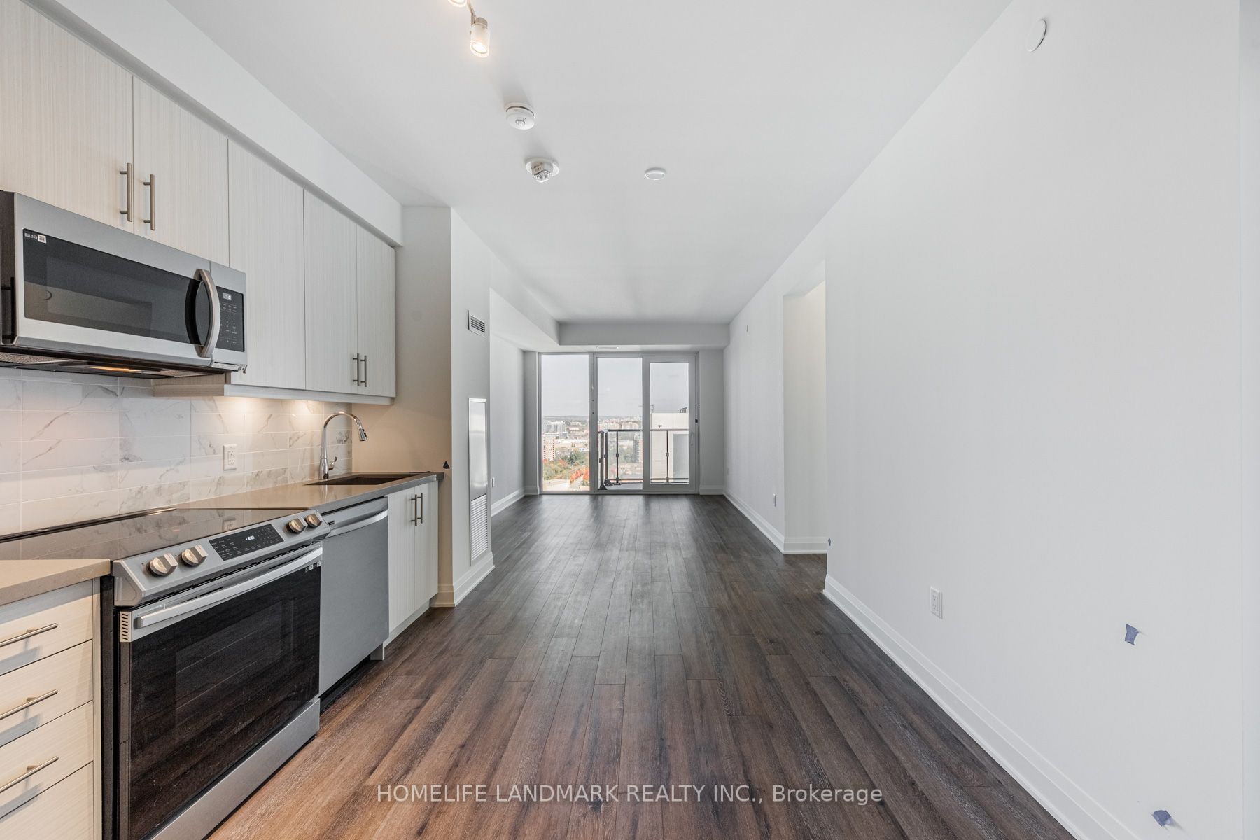 105 Oneida Crescent 2305, Richmond Hill, ON L4B 0H6 photo 4