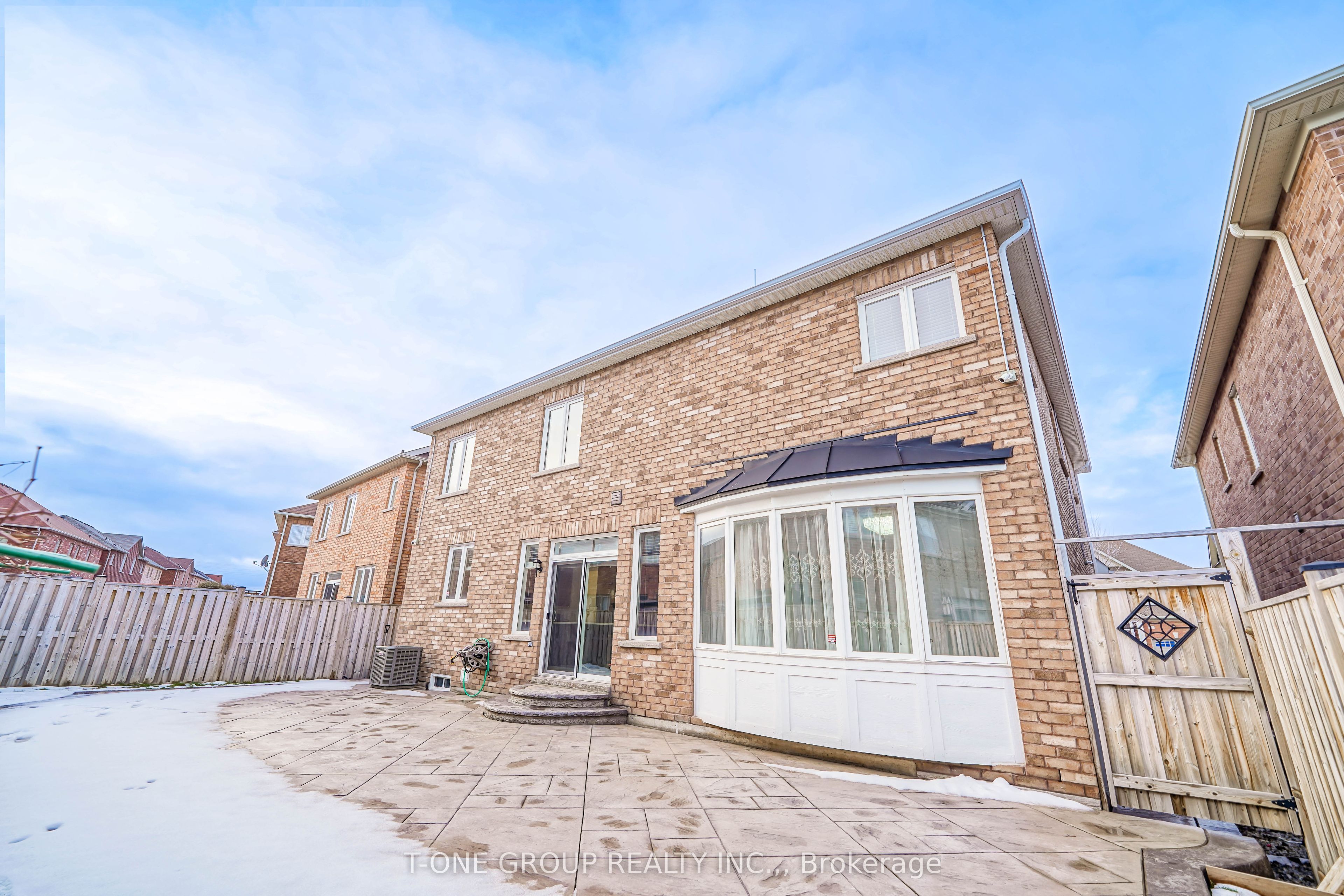 3 Chokecherry Crescent, Markham, ON L6E 0J6 photo 2