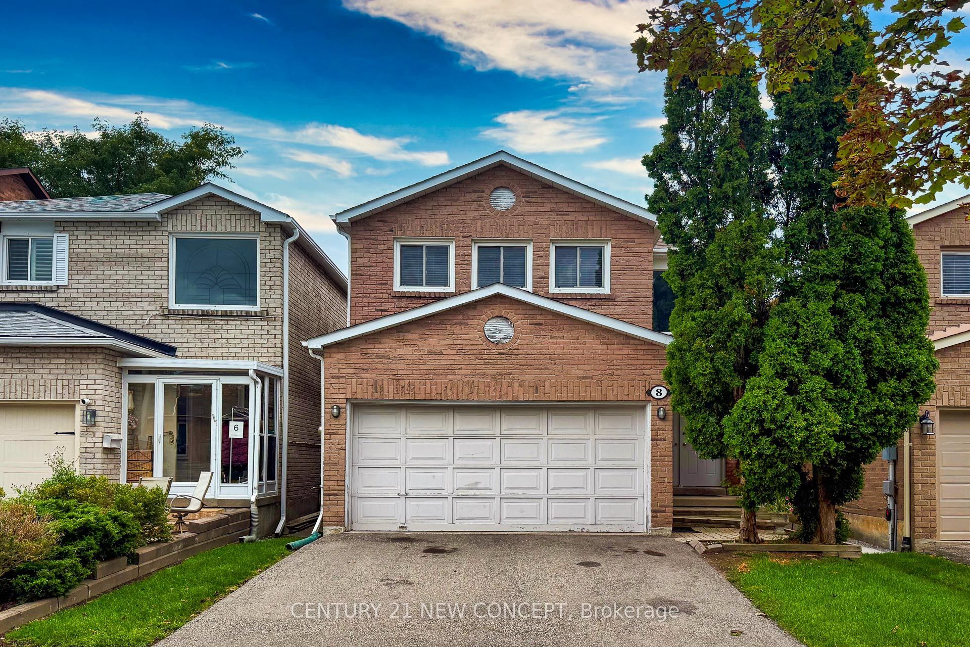 8 Millcroft Way, Vaughan, ON L4J 6P2