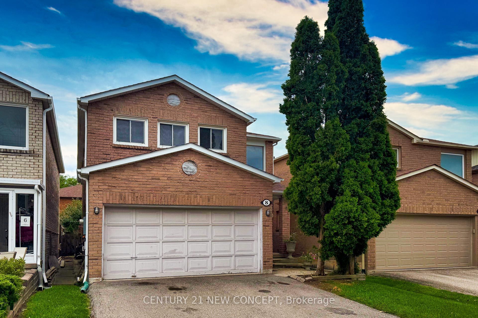 8 Millcroft Way, Vaughan, ON L4J 6P2 photo 2