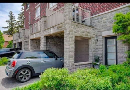 8441 Islington Avenue 4, Vaughan, ON L4L 1X3 photo 2