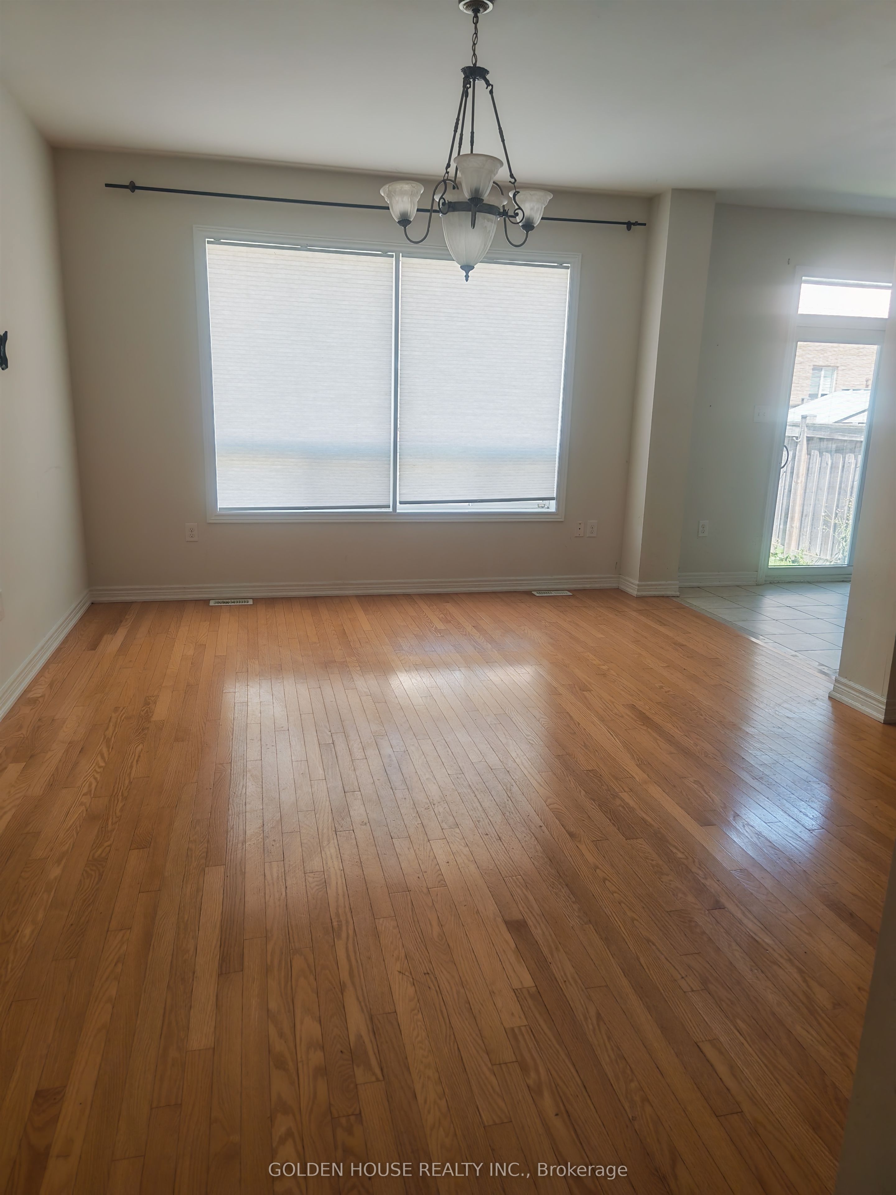 59 Carness Crescent, Georgina, ON L4P 0B7 photo 3