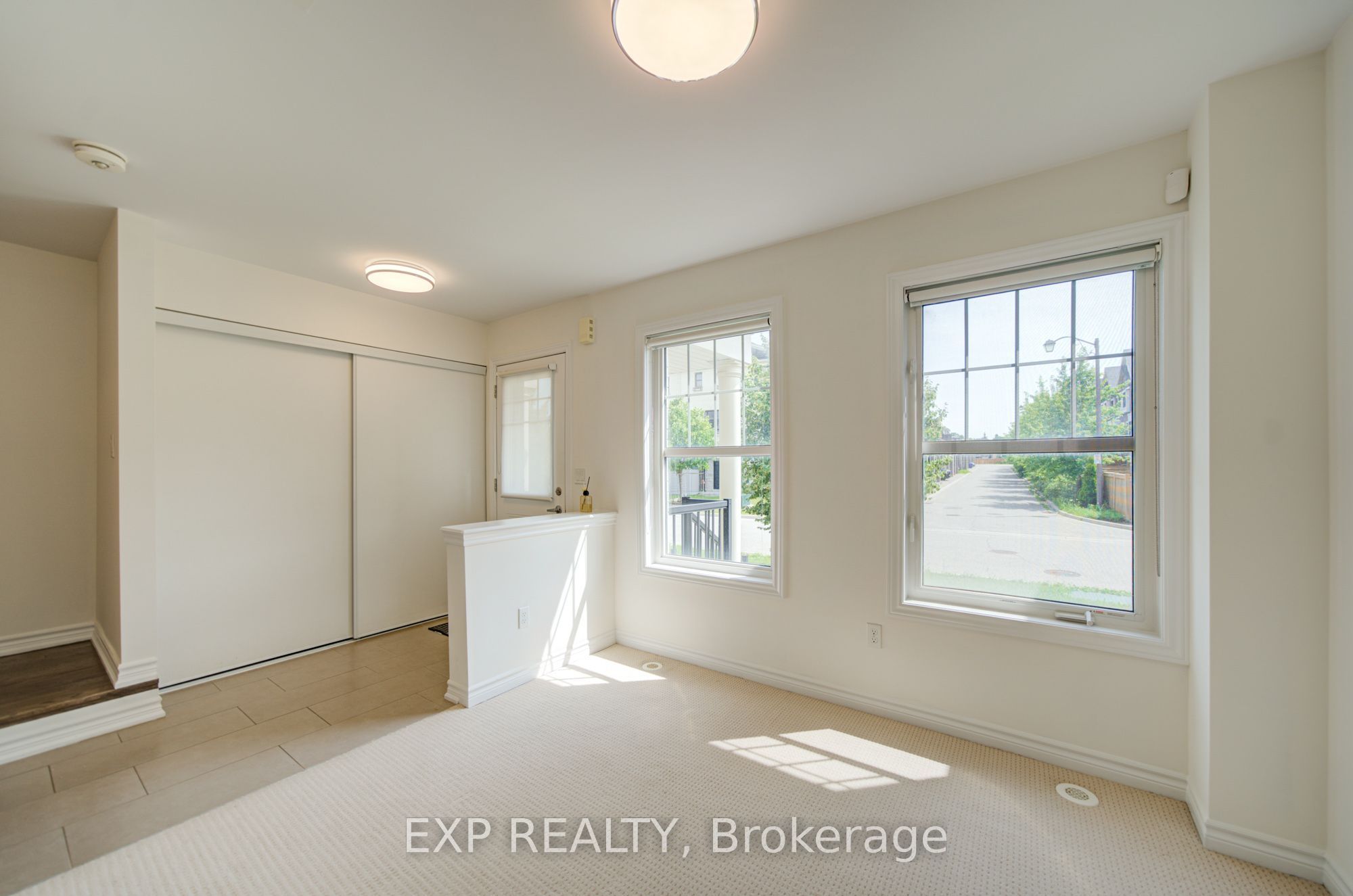 9 Milt Storey Lane, Whitchurch-Stouffville, ON L4A 1Y4 photo 5