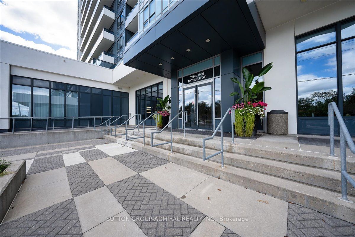 7890 Bathurst Street 806, Vaughan, ON L4J 0J8 photo 3