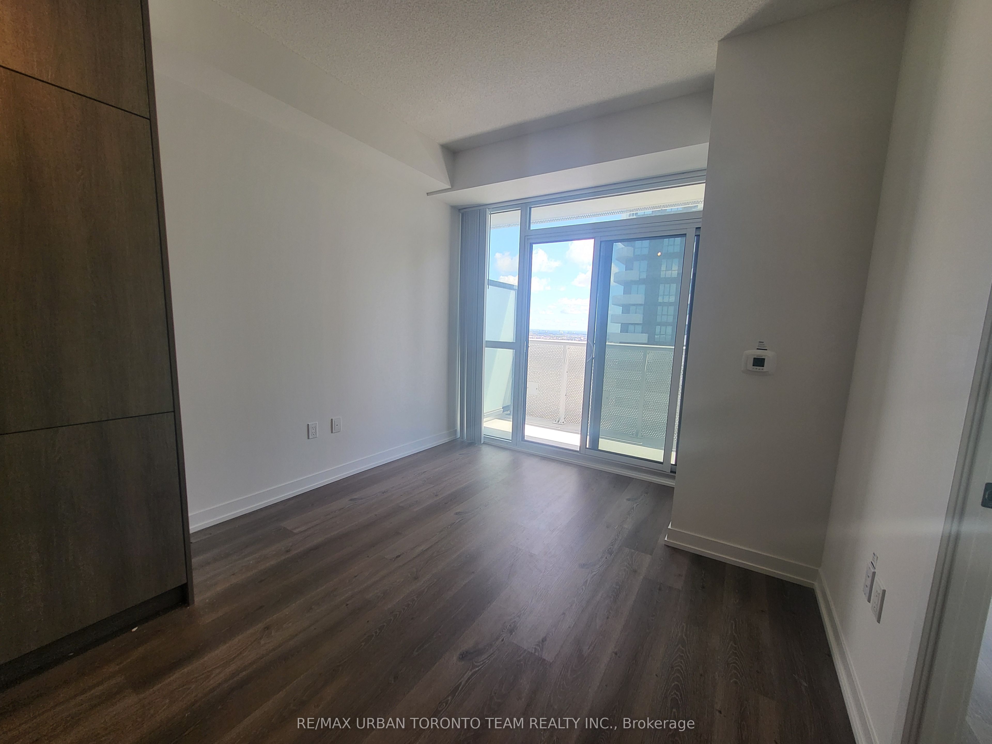225 Commerce Street 3301, Vaughan, ON L4K 0R1 photo 4