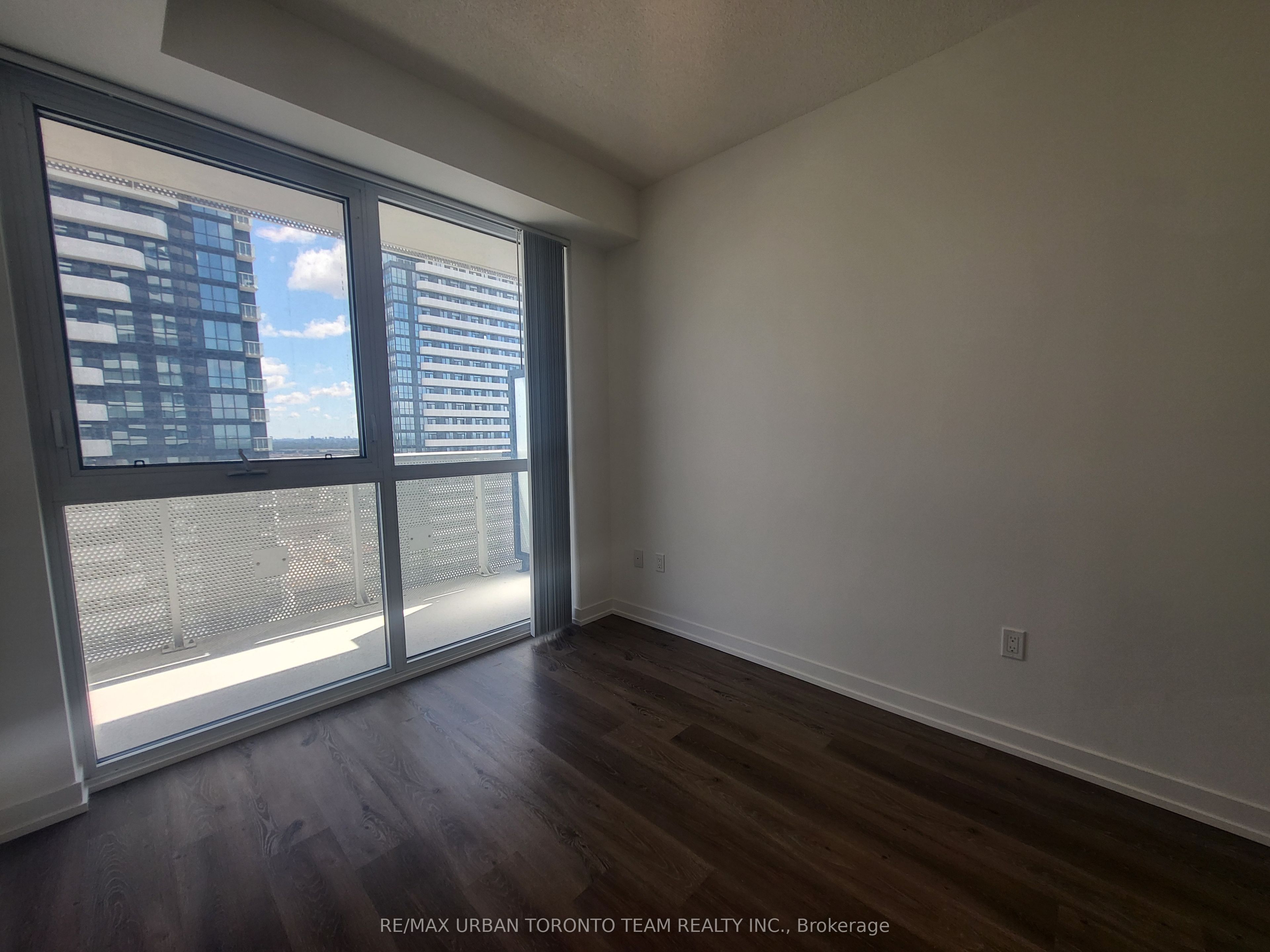 225 Commerce Street 3301, Vaughan, ON L4K 0R1 photo 5