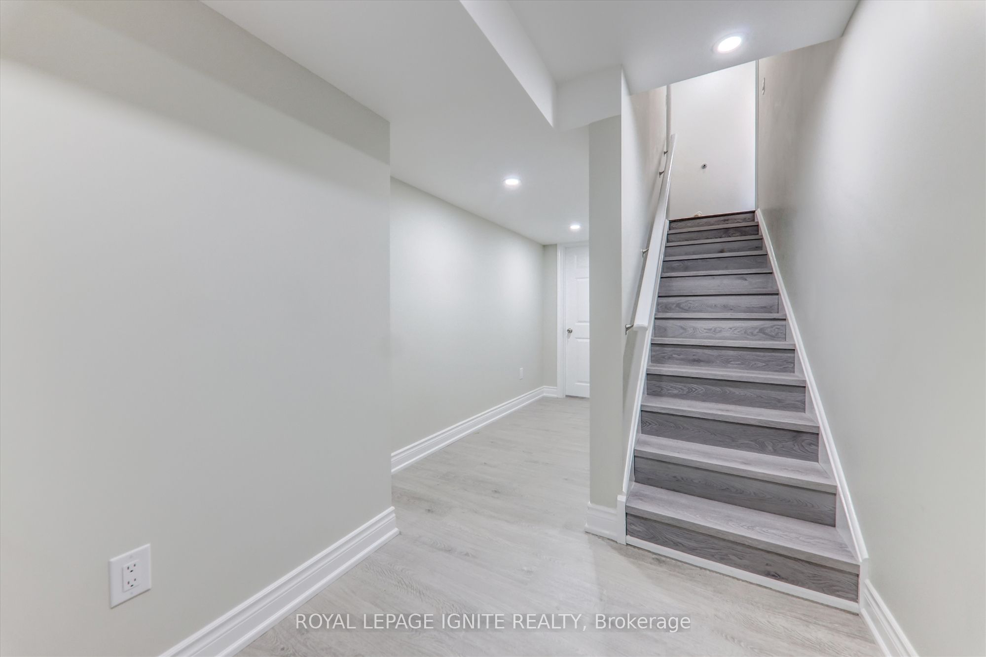 15 Vanni Avenue Basement, Markham, ON L3S 0G3 photo 3