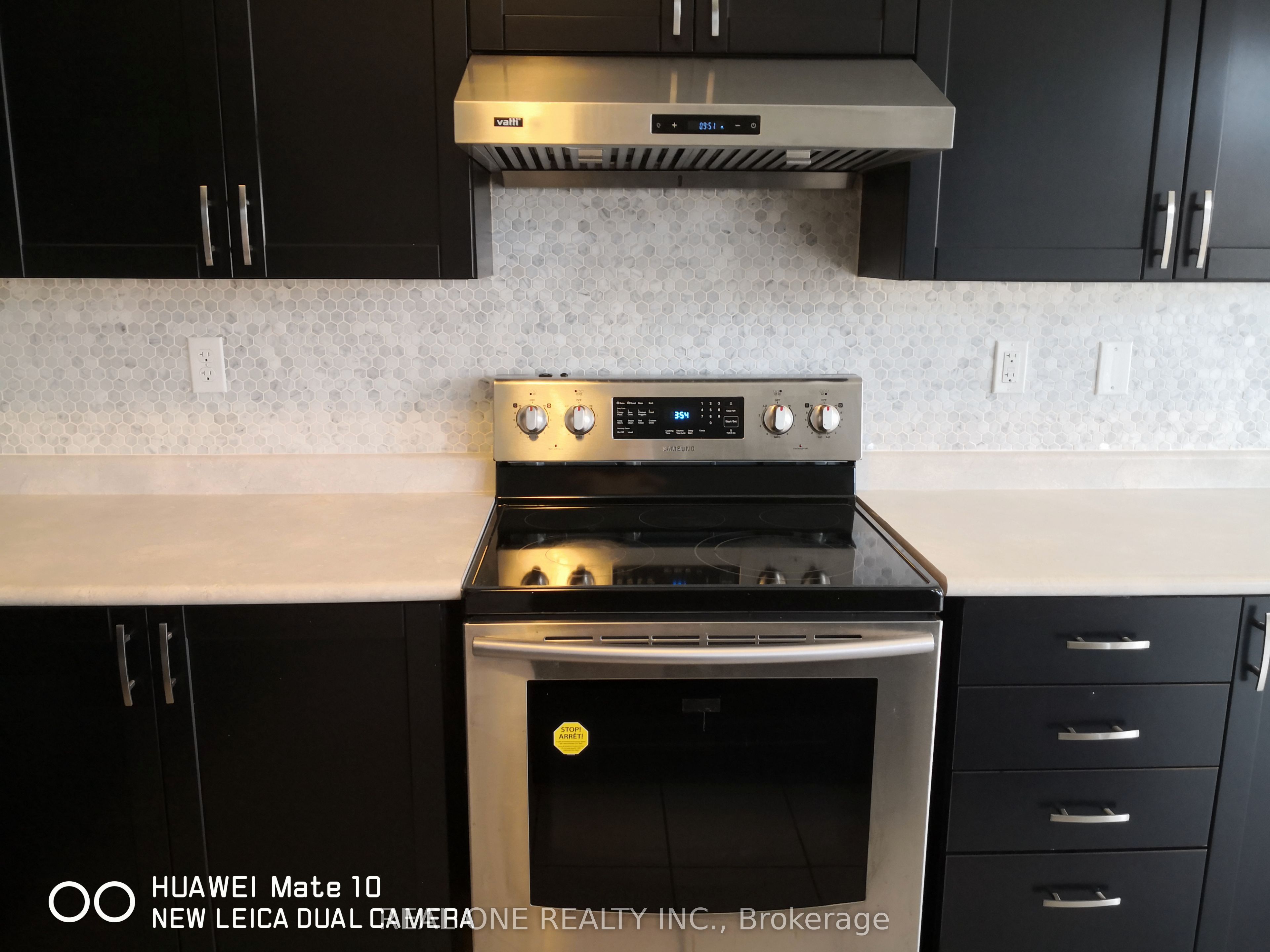 108 Hubner Avenue, Markham, ON L6C 0R5 photo 4