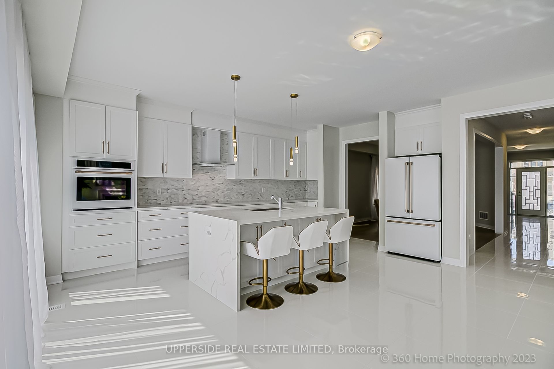 1702 CORSAL Court, Innisfil, ON L9S 0P9 photo 4