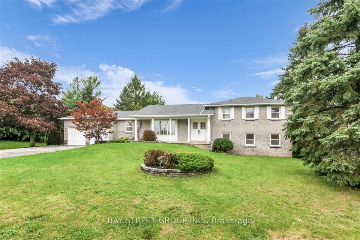 25 Marjorie Drive, Whitchurch-Stouffville, ON L4A 2C8 photo 2