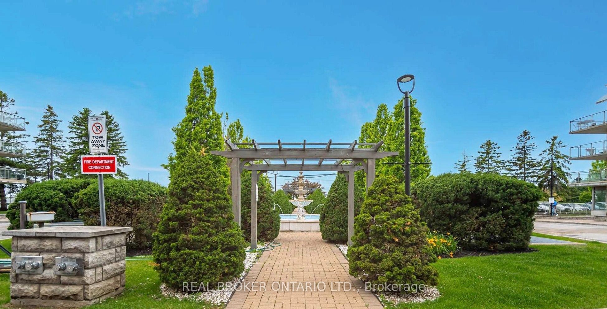 2504 Rutherford Road 314, Vaughan, ON L4K 5N5 photo 3