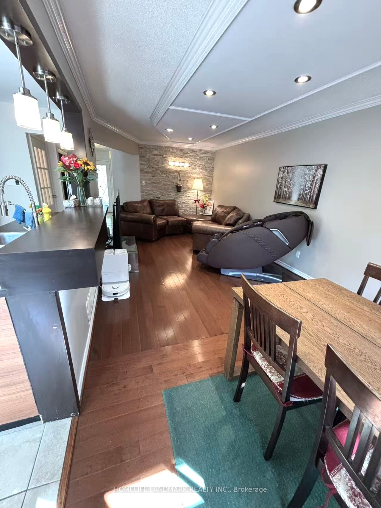 35 Moonlight Lane, Richmond Hill, ON L4C 8K4 photo 5