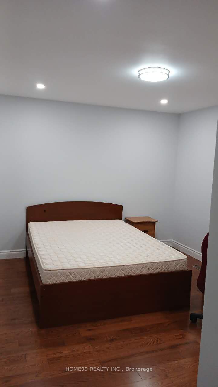 24 Glendale Road Suite A Second Floor, Markham, ON L3T 6Y2 photo 3