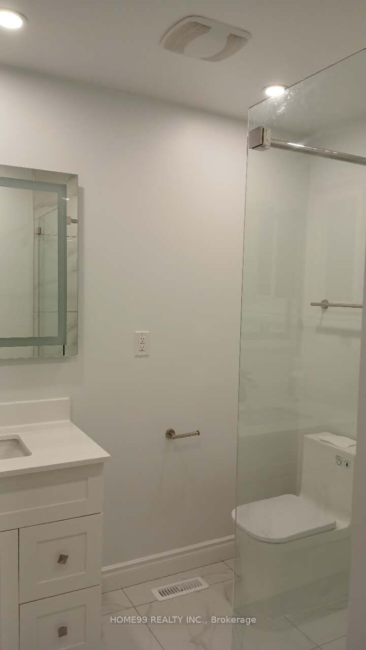 24 Glendale Road Suite A Second Floor, Markham, ON L3T 6Y2 photo 4