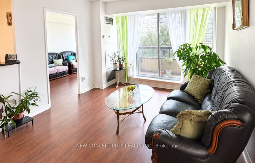 91 Townsgate Drive 506, Vaughan, ON L4J 8E8 photo 3
