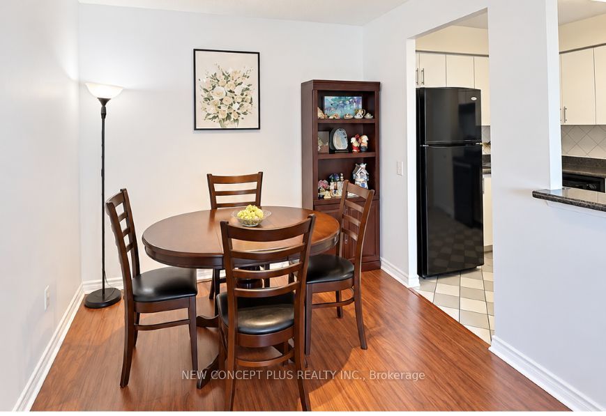 91 Townsgate Drive 506, Vaughan, ON L4J 8E8 photo 4