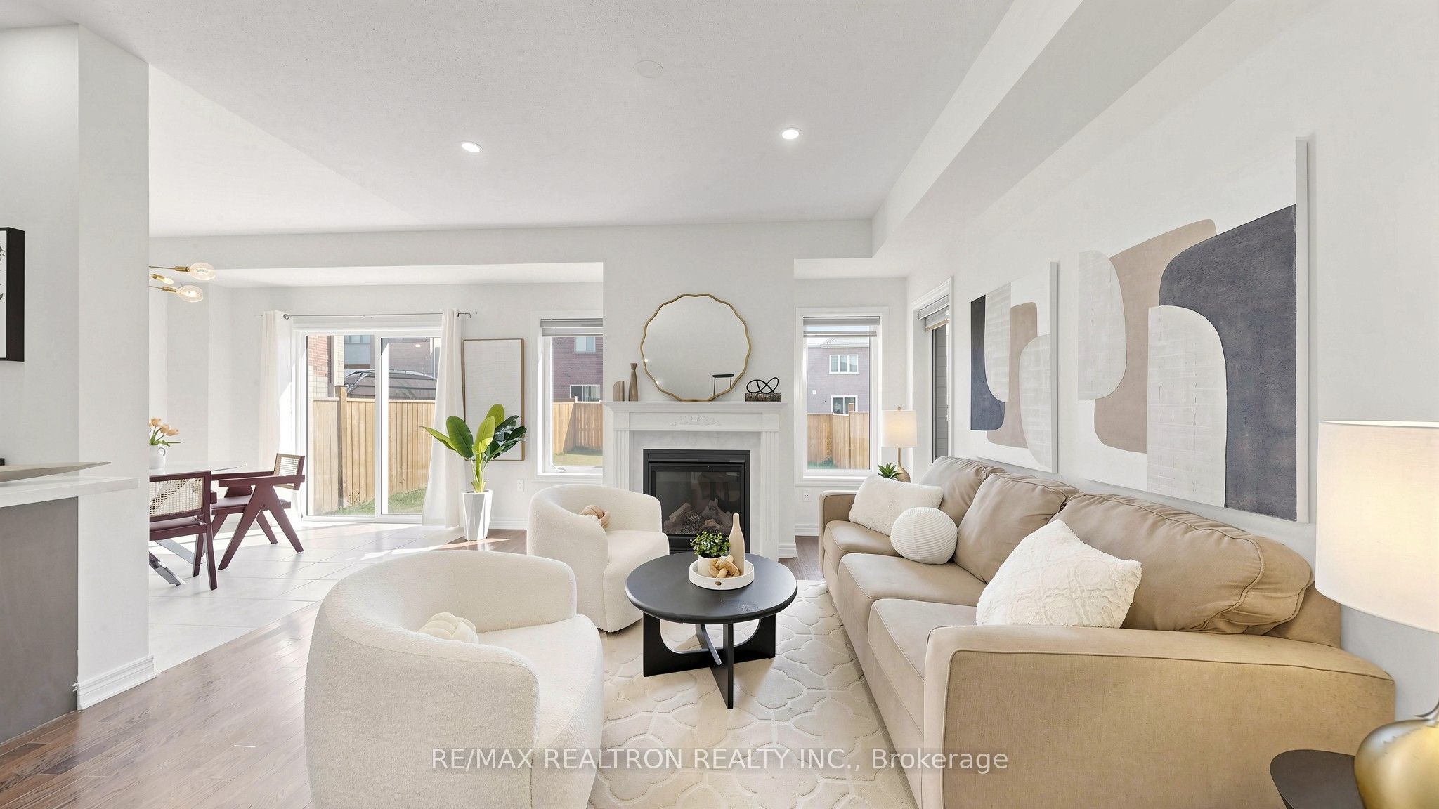 23 Foxberry Road, East Gwillimbury, ON L9N 0P6 photo 5