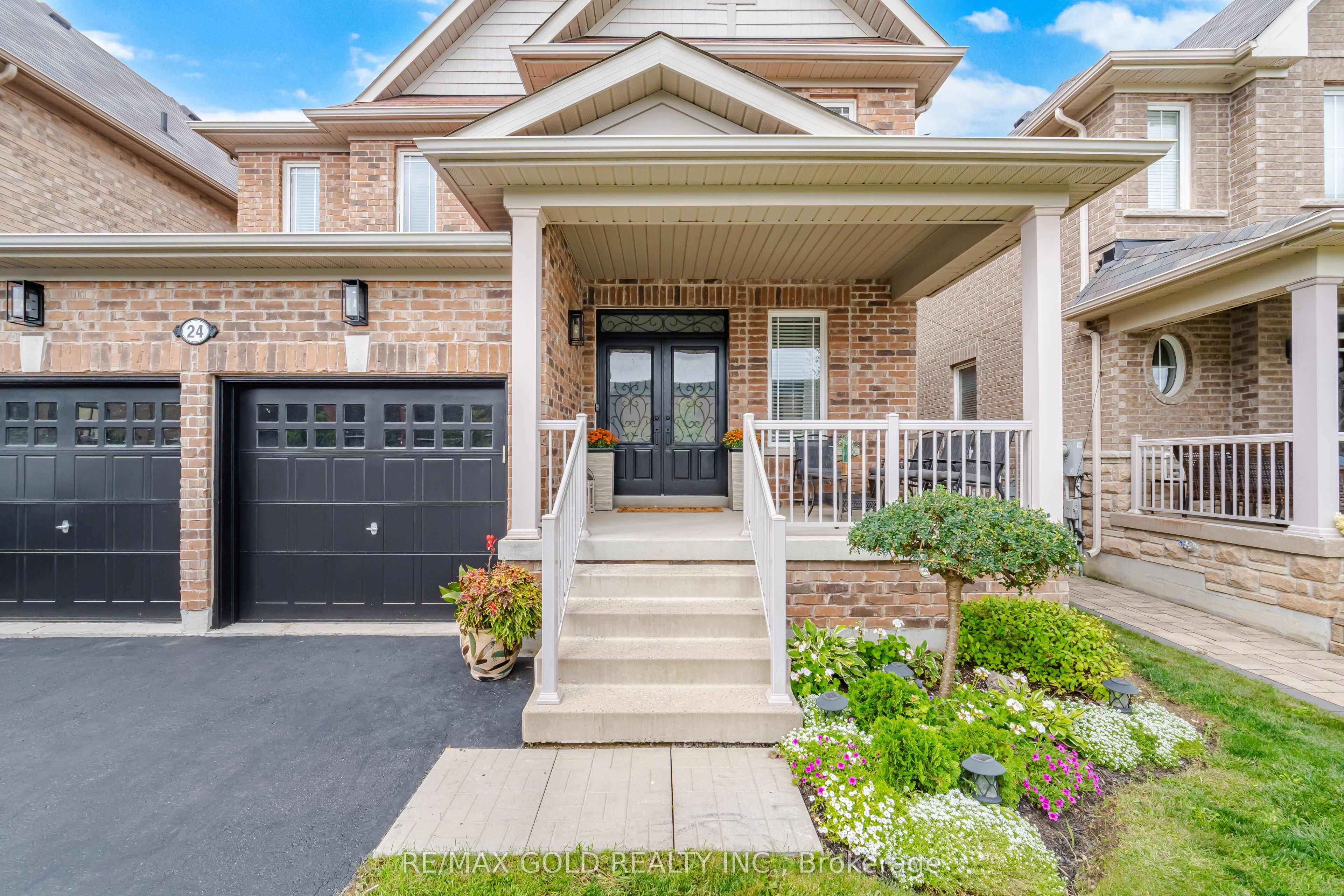 24 Gunning Crescent E, New Tecumseth, ON L0G 1W0 photo 3