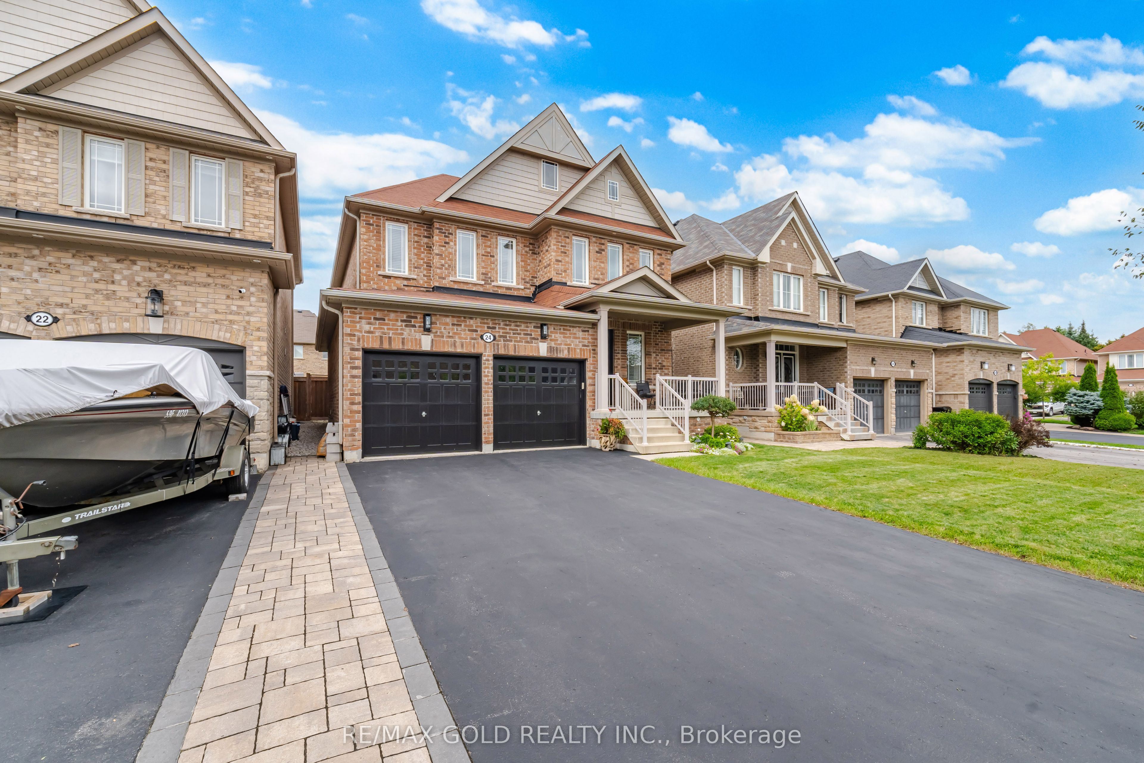 24 Gunning Crescent E, New Tecumseth, ON L0G 1W0 photo 4