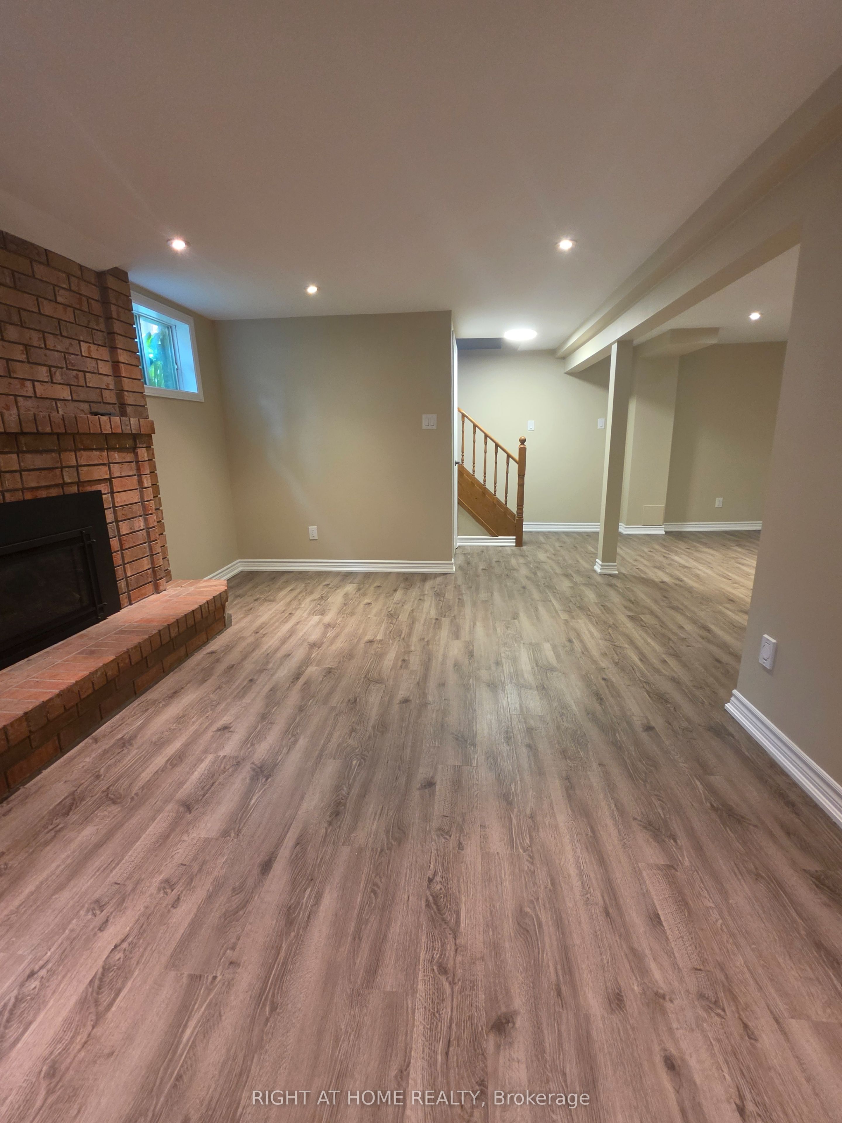250 Hemlock Drive, Whitchurch-Stouffville, ON L4A 5A5 photo 3