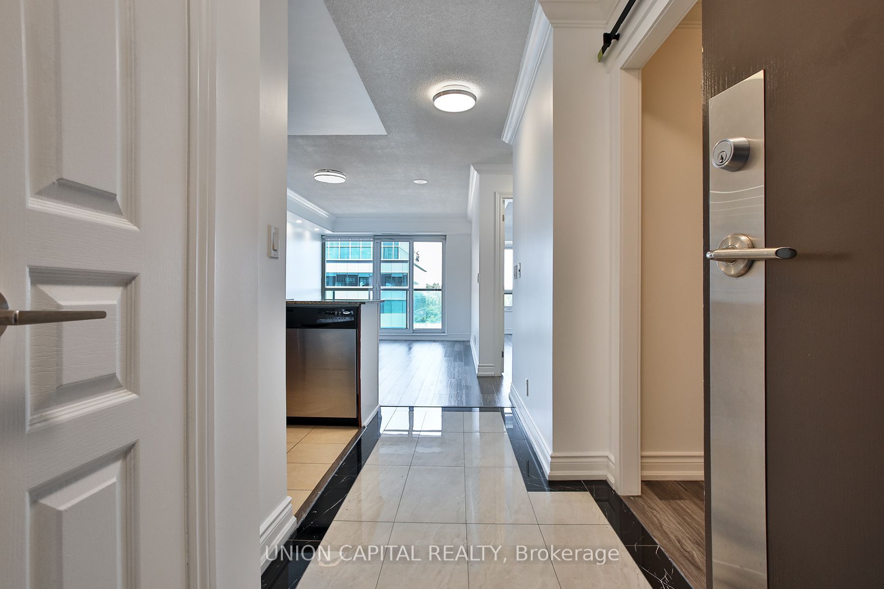 32 Clegg Road 612, Markham, ON L6G 0B2 photo 5