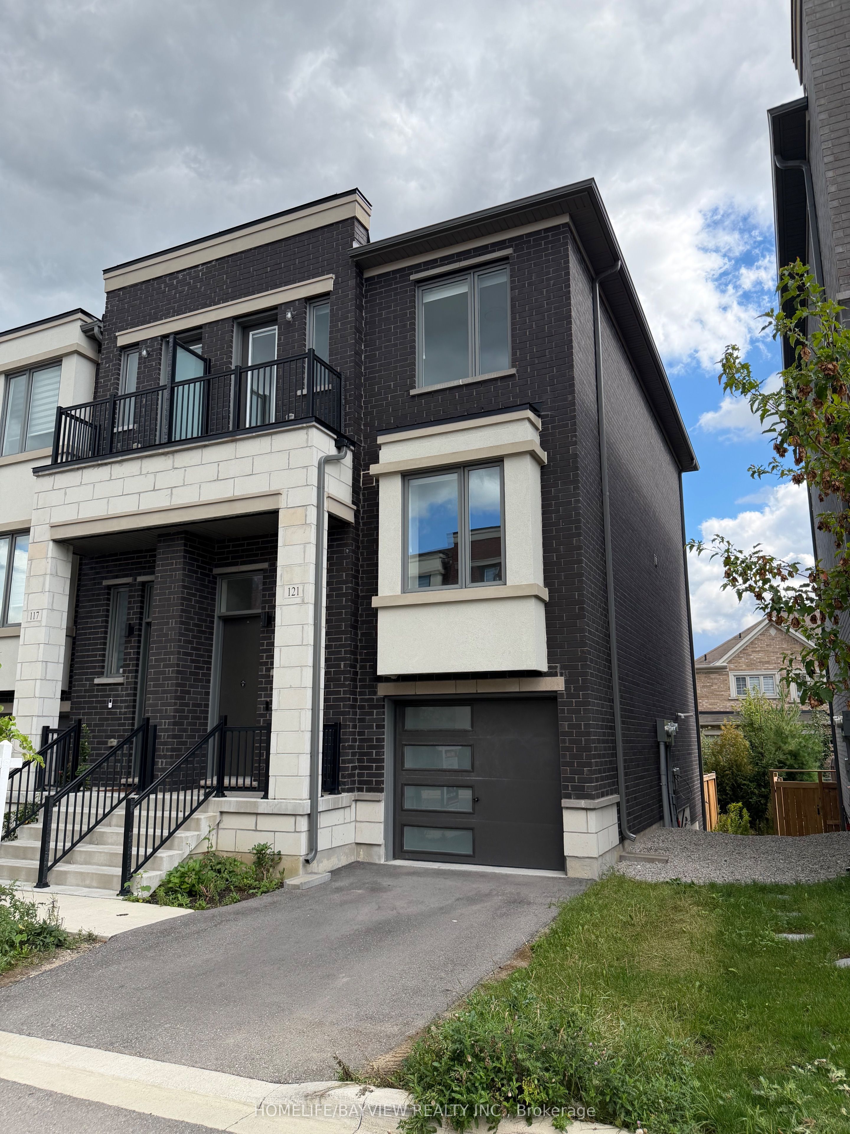 121 Rattenbury Road, Vaughan, ON L6A 5C6
