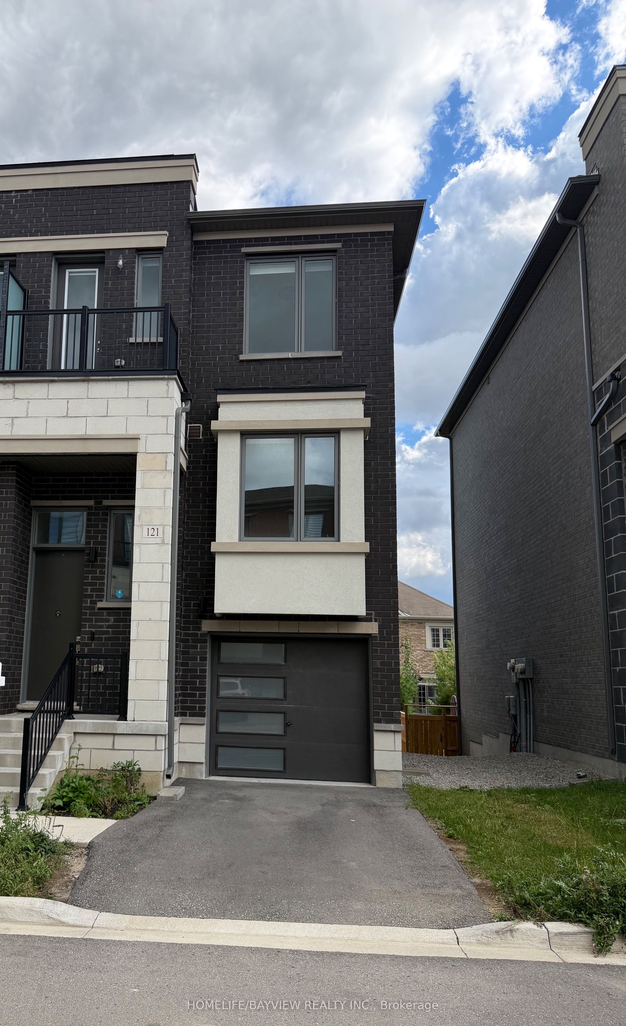 121 Rattenbury Road, Vaughan, ON L6A 5C6 photo 2