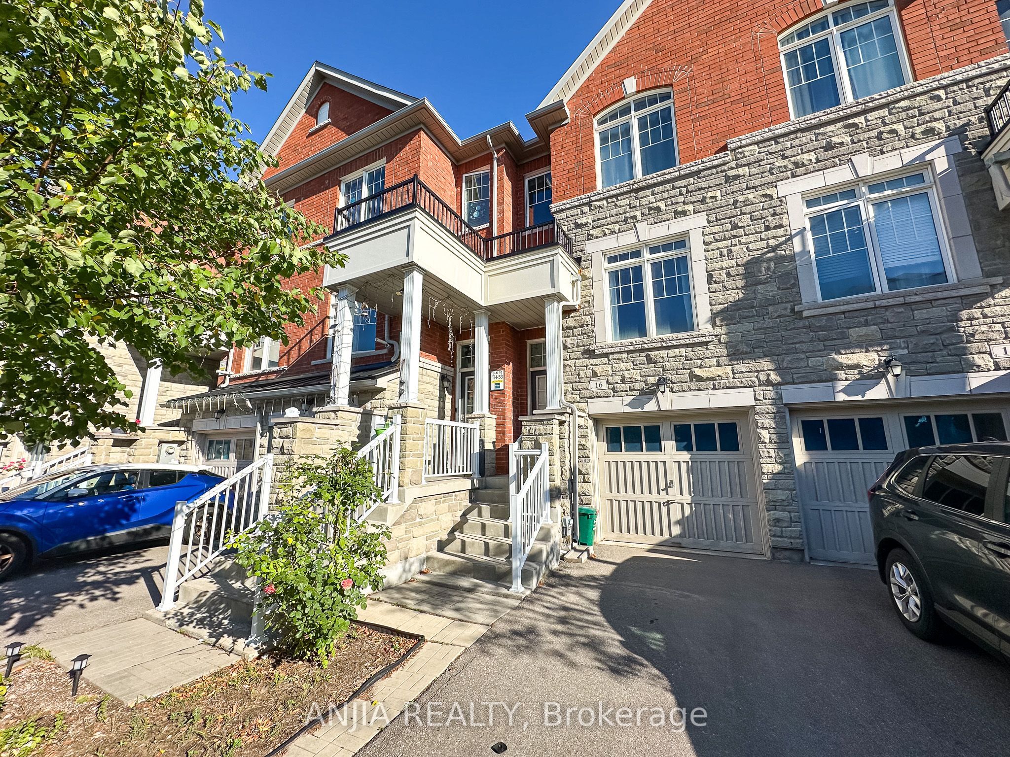 16 Weidman Lane, Markham, ON L6E 0T1 photo 2
